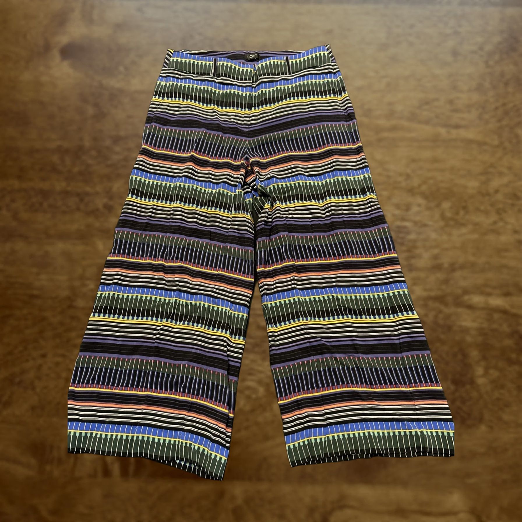 Loft LOFT Wide Leg Crop Pants Striped Multicolor Rayon Crepe Casual Workwear Pants Women Size 4 Regular Inseam 24 in Size 27" / US 4 / IT 40 - 1 Thumbnail