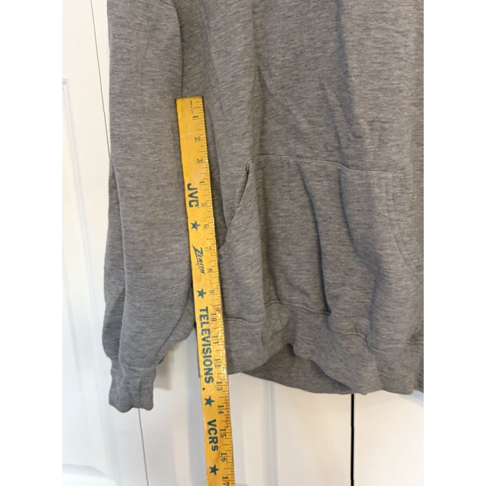 Jansport VINTAGE JanSport Hoodie Gray Long Sleeve Men XL Crew Neck Drawstring Embroidered Logo 90s Valparaiso University Pullover Size US XL / EU 56 / 4 - 5 Thumbnail