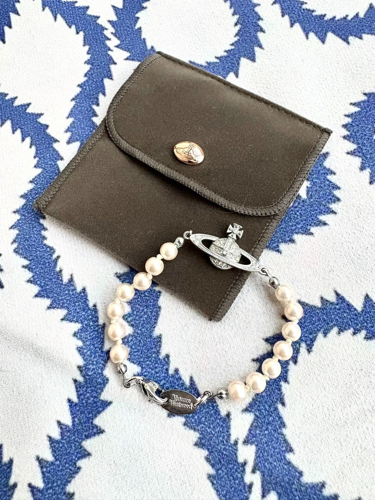 Vivienne Westwood Vivienne Westwood Vintage Pearl Saturn Bracelet Size ONE SIZE - 1 Thumbnail