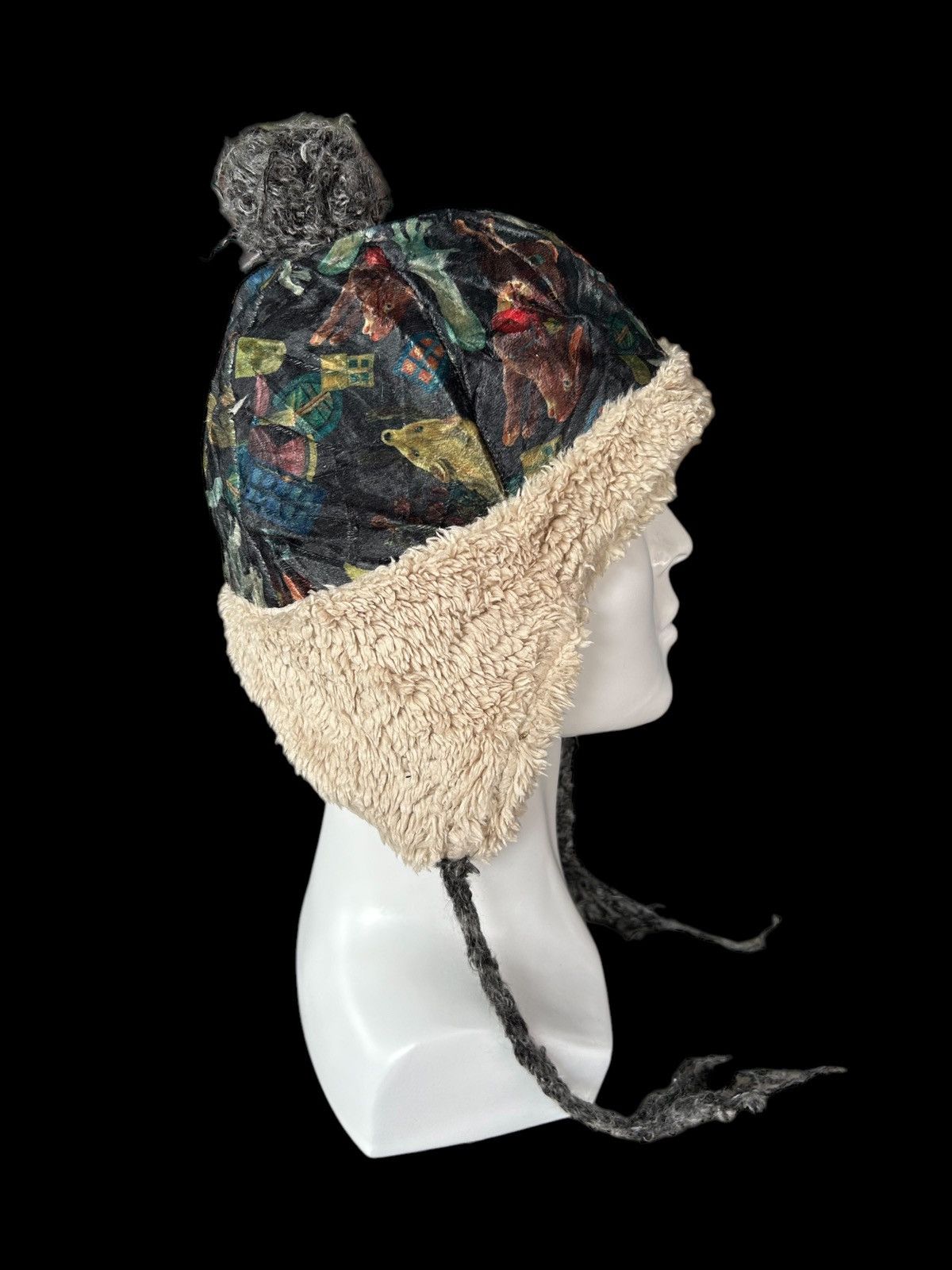 Supreme Diamond Beanie (FW25) Black size adjustable