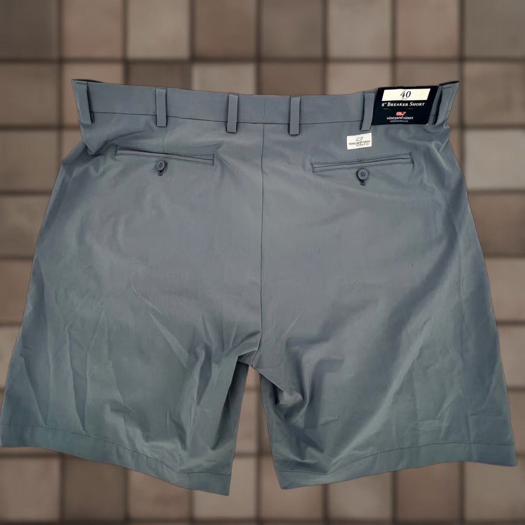 Vineyard Vines Vineyard Vines Shorts Mens 40 Gray Performance Chino Breaker Golf Wicking NWT Regular Fit Pocket Logo College Preppy Mens Size US 40 / EU 56 - 1 Thumbnail