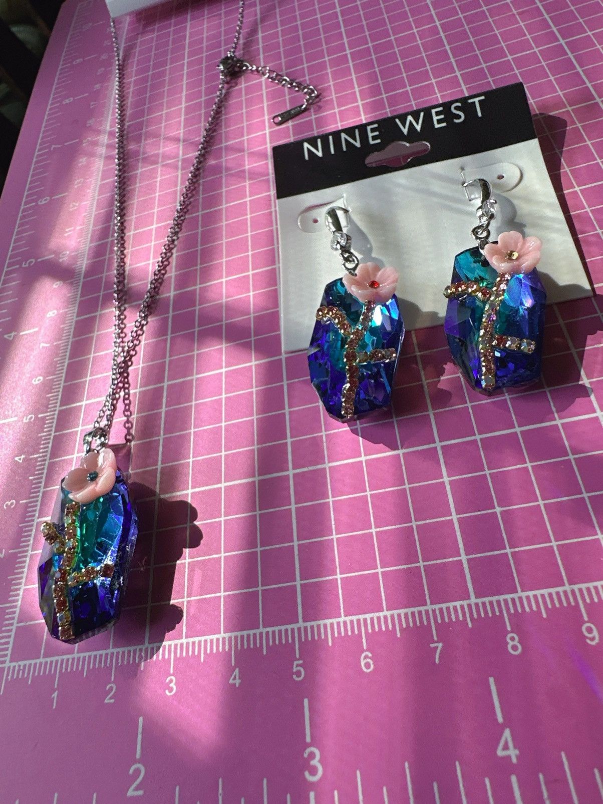 Designer Nine West 2pc set necklace + earring Flower crystal Multi Size ONE SIZE - 3 Thumbnail
