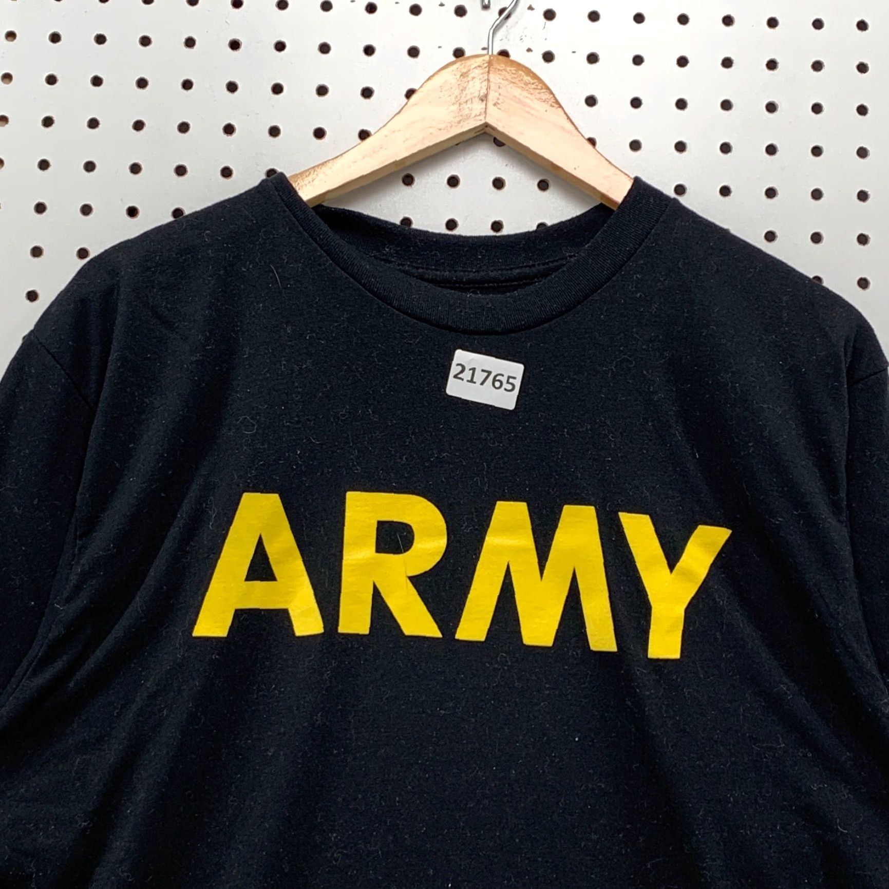 Spell VINTAGE Army T-Shirt Black Yellow Spell Out Adult Large Short Sleeve Regular Fit Size US L / EU 52-54 / 3 - 7 Thumbnail