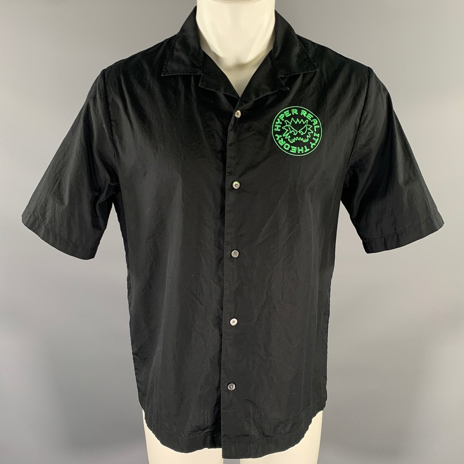 McQ Alexander McQueen MCQ by ALEXANDER MCQUEEN M Black Green Graphic Camp Shirt Size US M / EU 48-50 / 2 - 1 Thumbnail