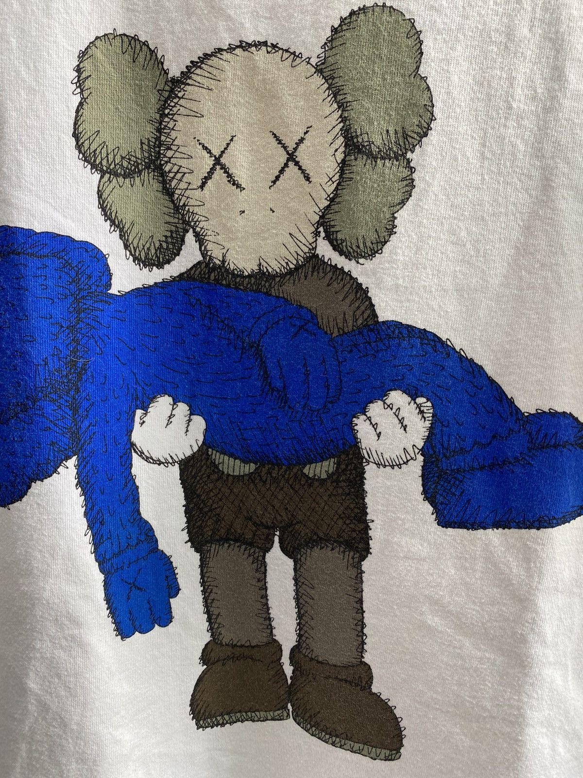 Kaws × Uniqlo KAWS X UNIQLO TSHIRT Size US M / EU 48-50 / 2 - 3 Thumbnail