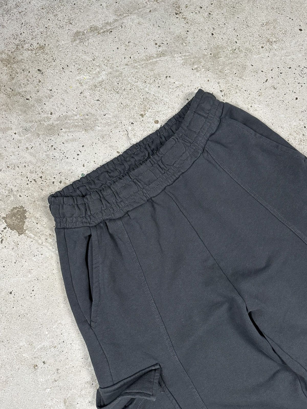 Japanese Brand Vintage Y2K ULTRA BAGGY Cargo Grey Sweatpants Flare Size US 32 / EU 48 - 7 Thumbnail