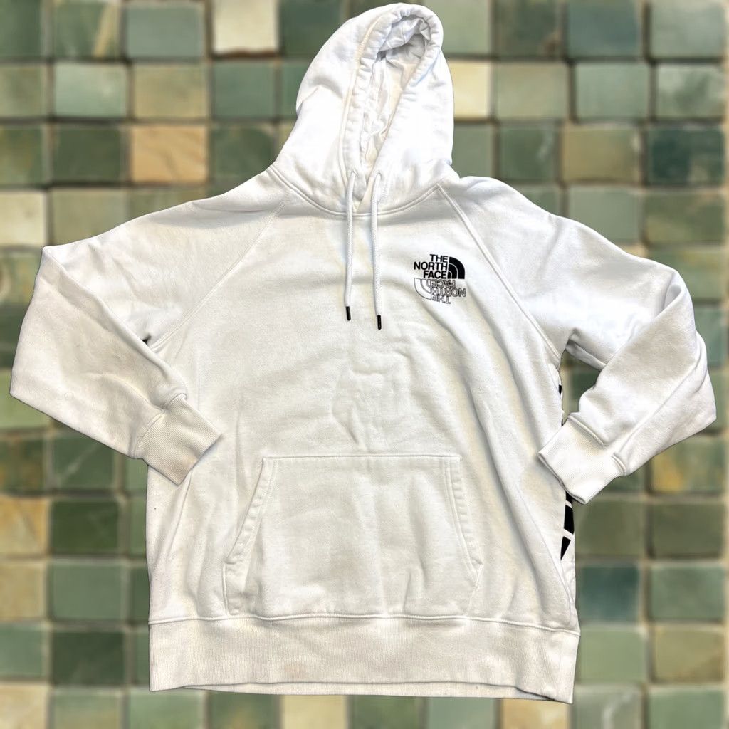 The North Face The North Face Sweatshirt Womens Large White Logo All Over Back Graphic Hoodie Pullover White Sweatshirt Womens Large Size L / US 10 / IT 46 - 1 Thumbnail
