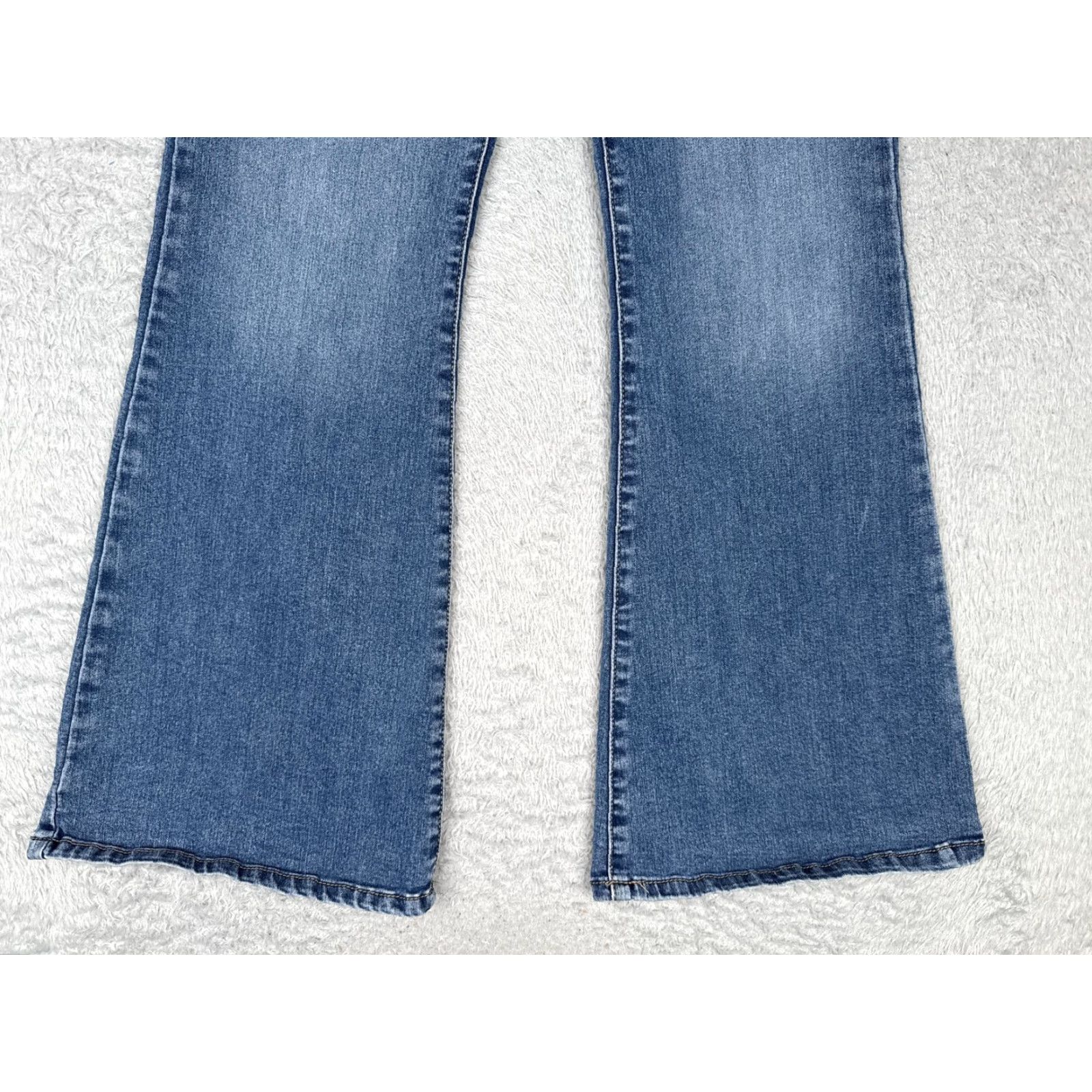 Vintage VINTAGE Girlish Jeans Womens 7 28 Blue High Rise Flare Stretch Denim Medium Wash Boho Jeans Womens Bohemian 90s Womens Mens? Size 28" / US 6 / IT 42 - 2 Thumbnail