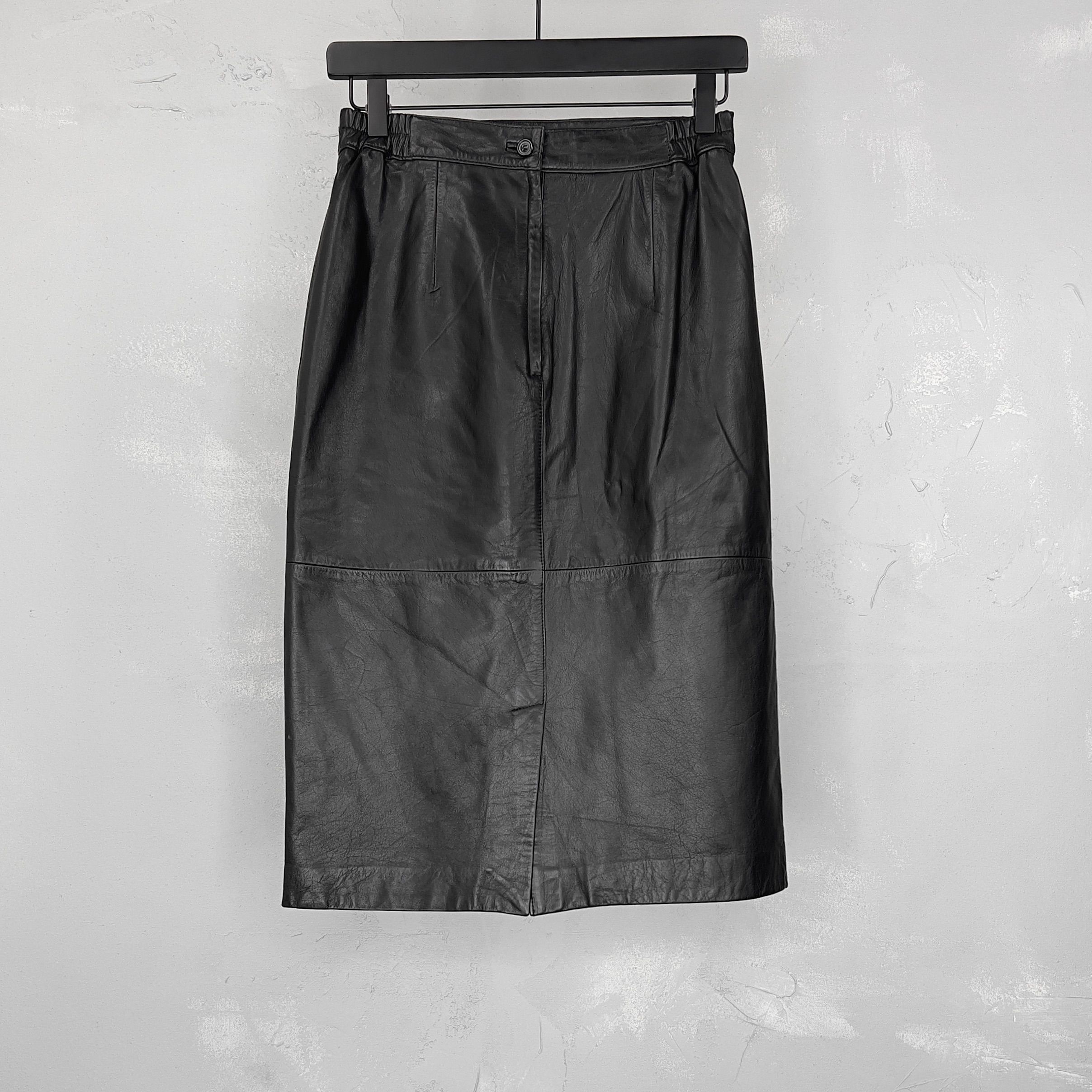 Vintage Vintage 1980s Switzer's Black Genuine Leather Skirt Size 26" / US 2 / IT 38 - 6 Preview