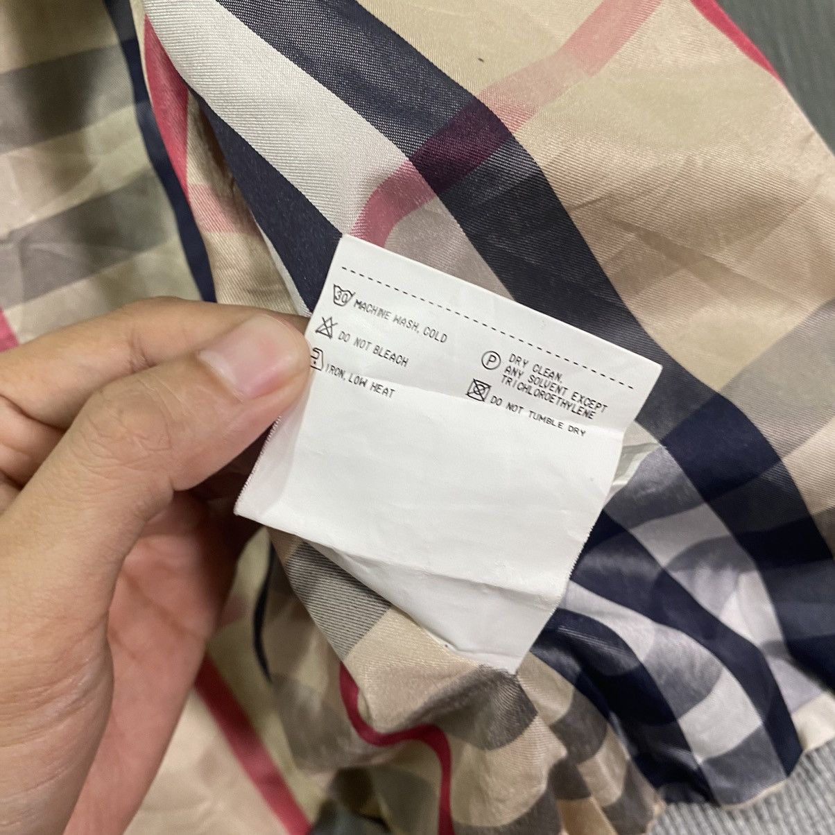 Burberry Archive Burberry MetallicGrey Equestrian Knight BomberJacket Size L / US 10 / IT 46 - 15 Thumbnail