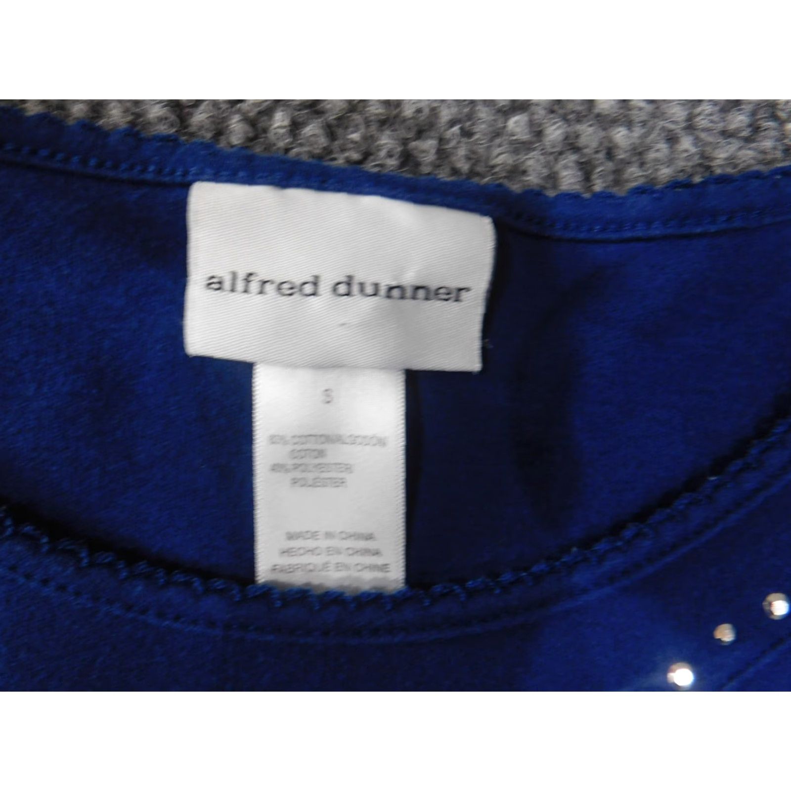 Vintage Alfred Dunner Blouse Shirt Women S Blue Knit Beaded Beads Rhinestones Round Neck Long Sleeve Stretch Casual Size S / US 4 / IT 40 - 5 Thumbnail