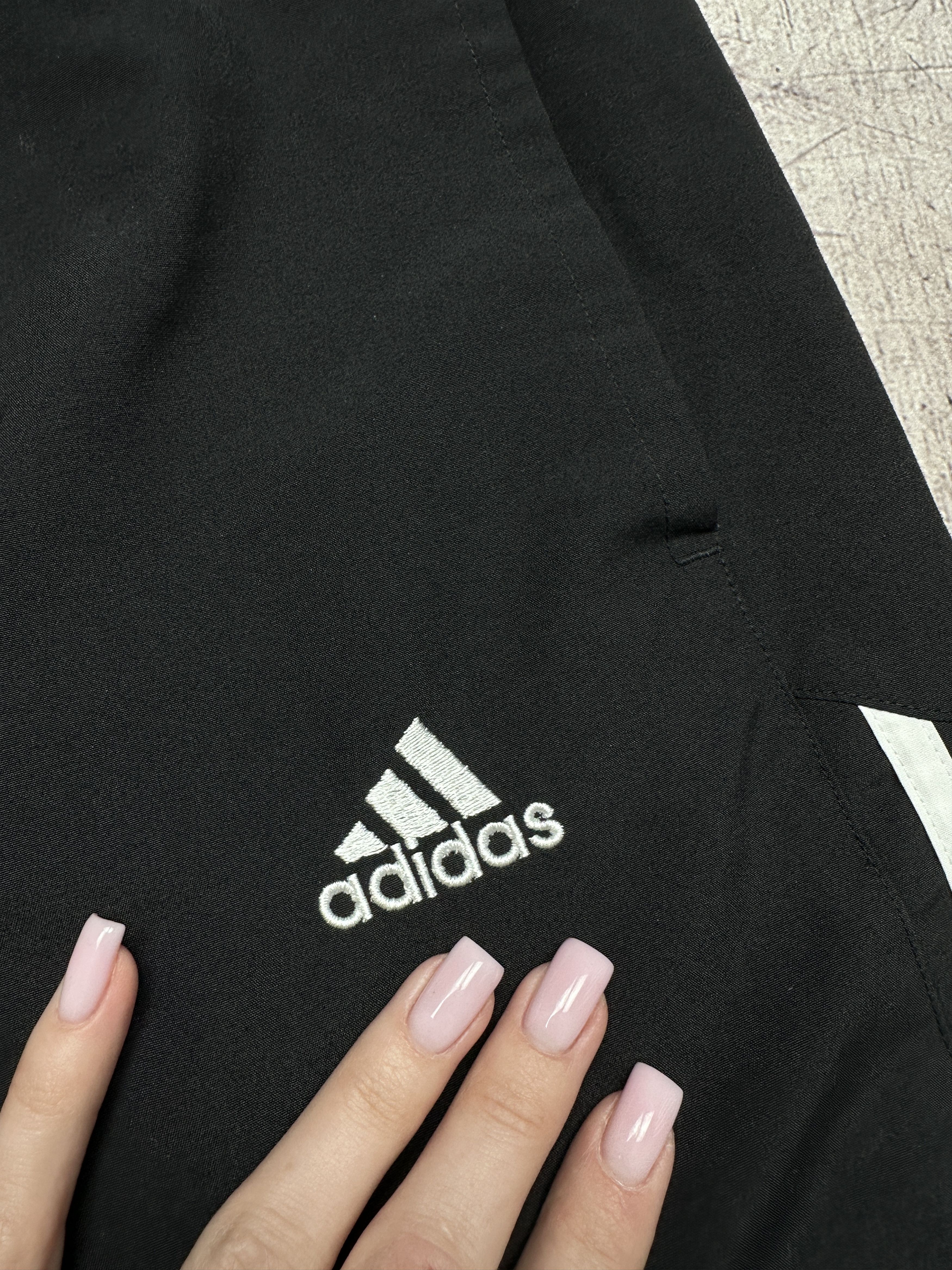 Adidas Adidas Vintage Mens Shorts Size US 32 / EU 48 - 3 Thumbnail