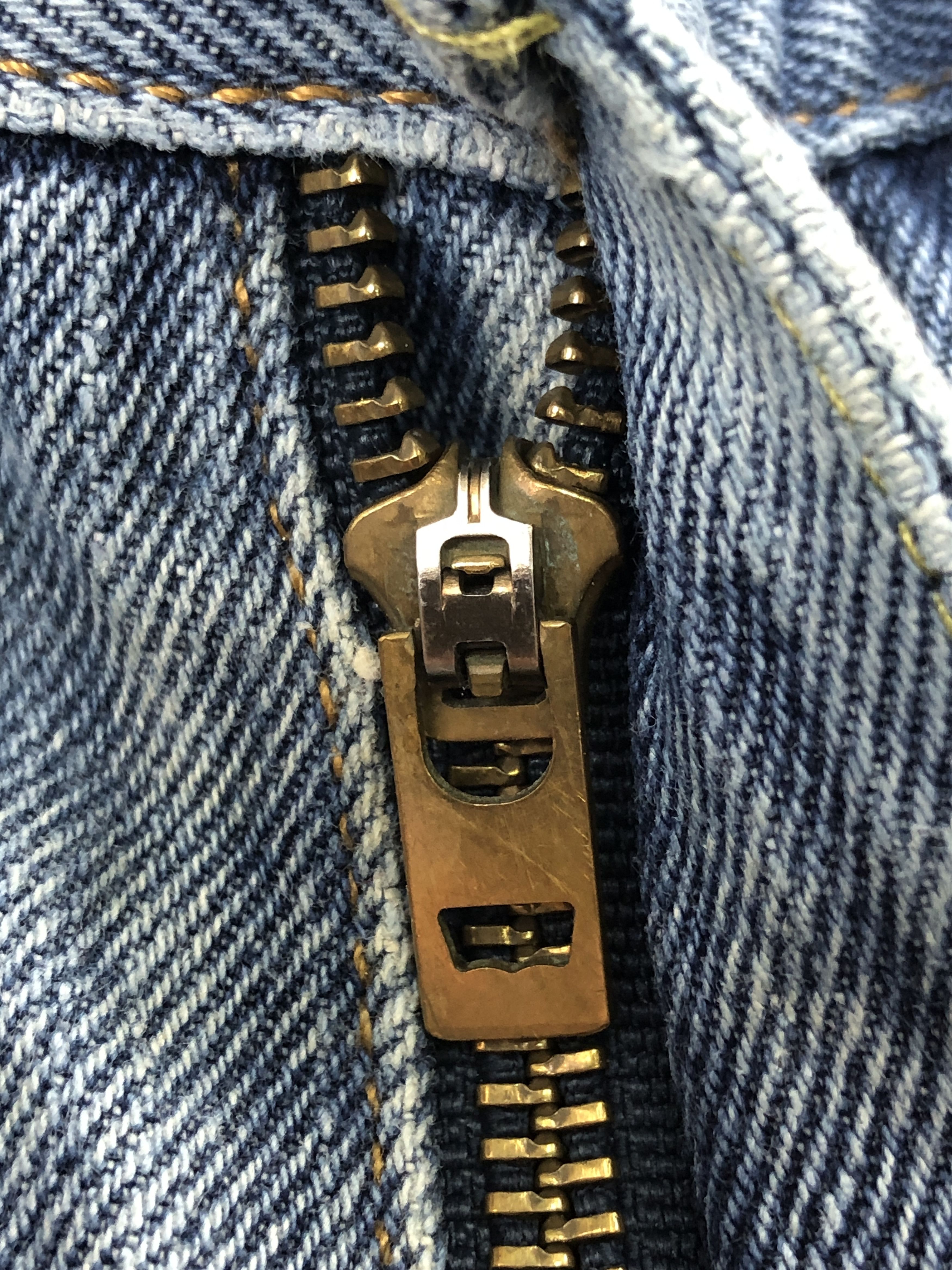 Levi's × Vintage Lightwash Vintage Levis 505 Jeans DP2456 Size US 33 - 11 Thumbnail