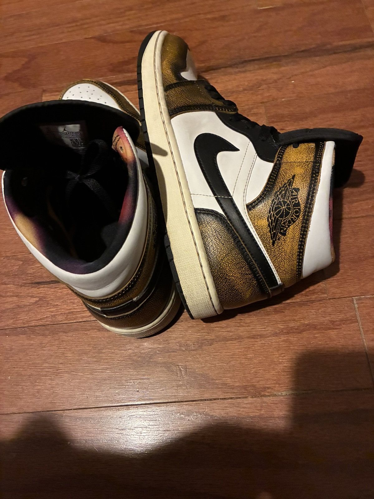 Nike air jordan 1 mid se wear away Size US 10 / EU 43 - 1 Thumbnail