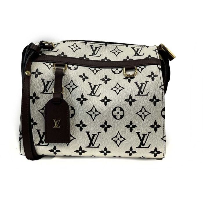 Louis Vuitton - Neonoe MM Monogram Brown Canvas Shoulder Bag FULL KIT -  BougieHabit