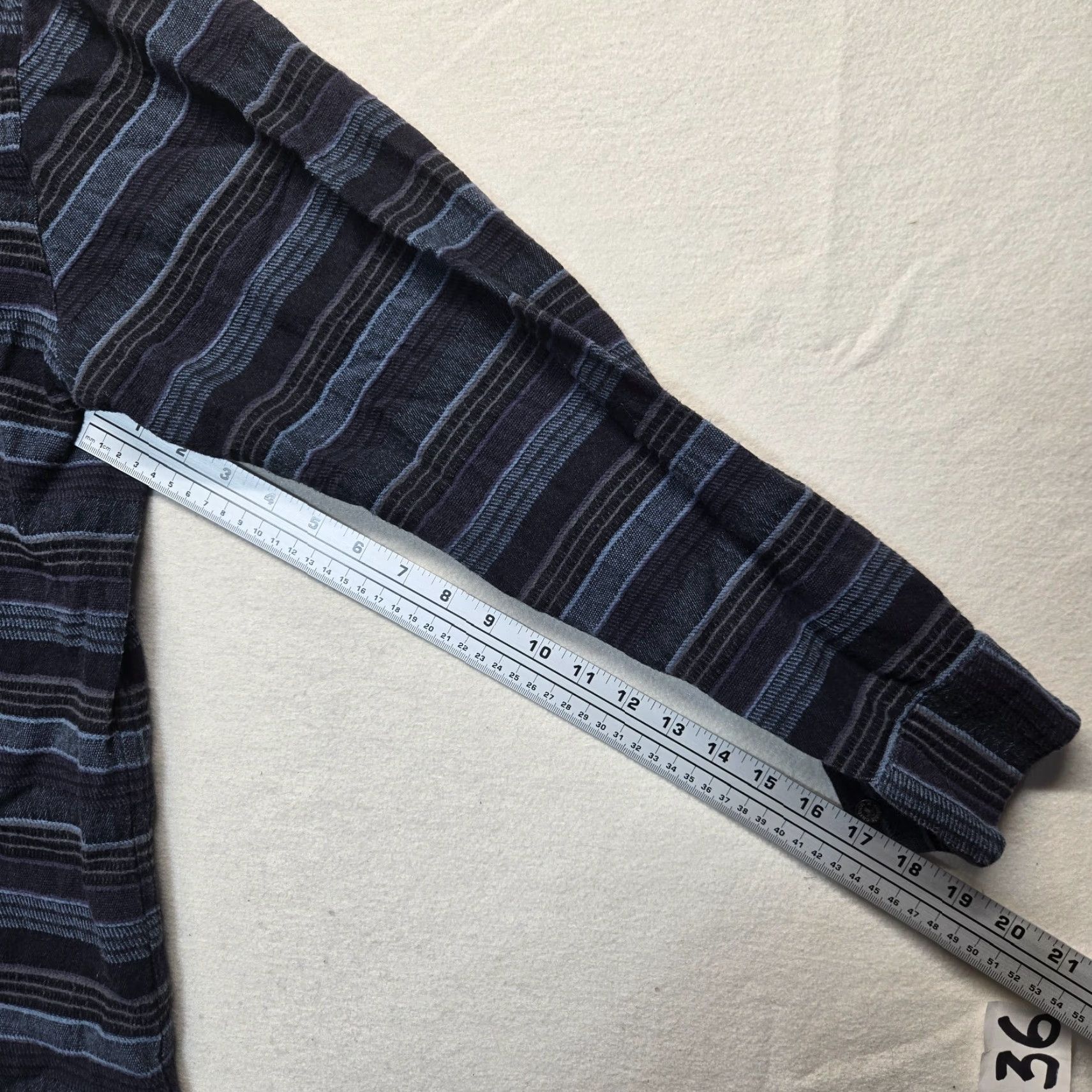 Carbon2Cobalt VINTAGE Carbon 2 Cobalt Flannel Shirt Men Adult Large Tall Plaid Lined Casual Winter Spring Fall Size US L / EU 52-54 / 3 - 5 Thumbnail