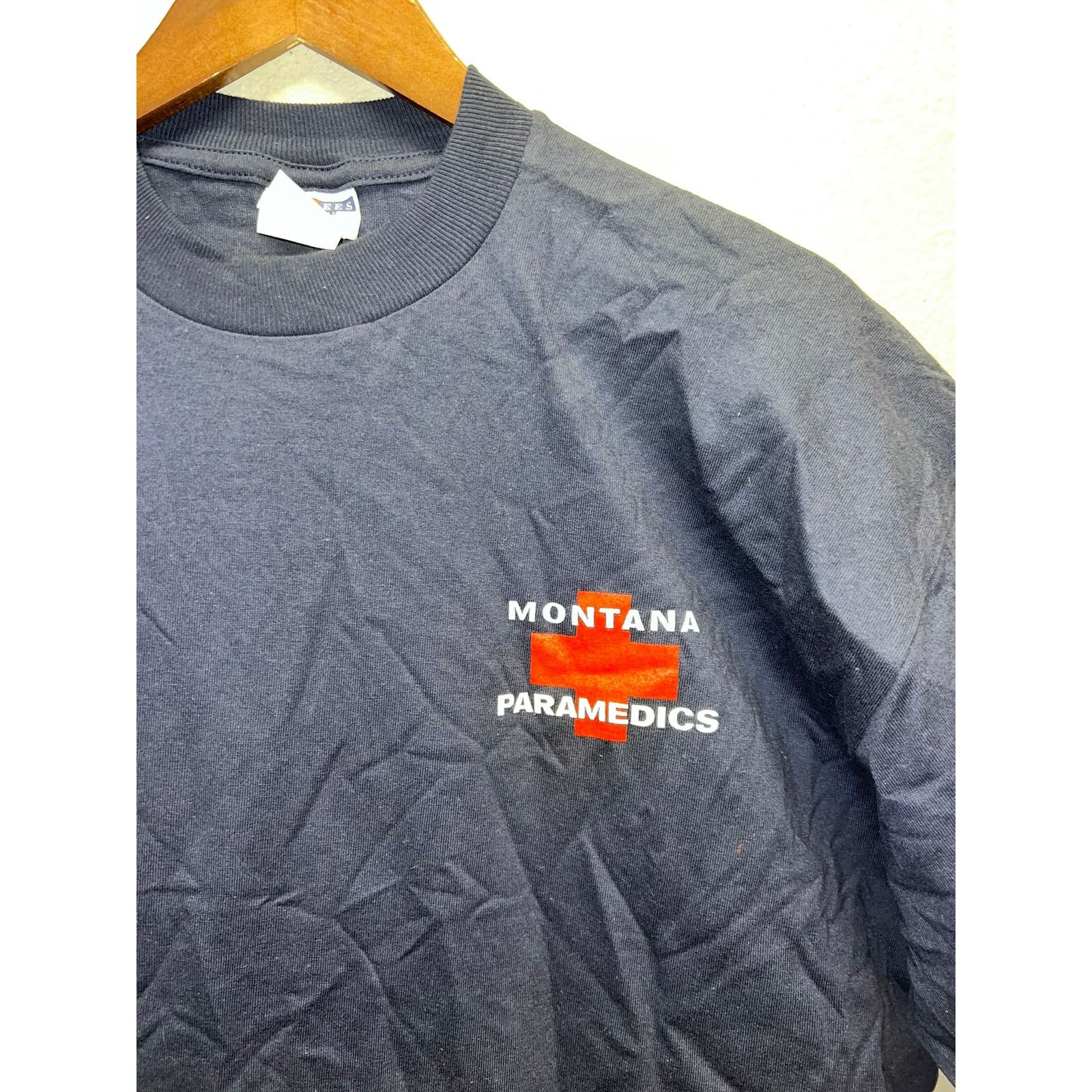 Jerzees Vintage Paramedics Shirt Montana Medic Joke Humor Tee 90s L Size US L / EU 52-54 / 3 - 2 Thumbnail