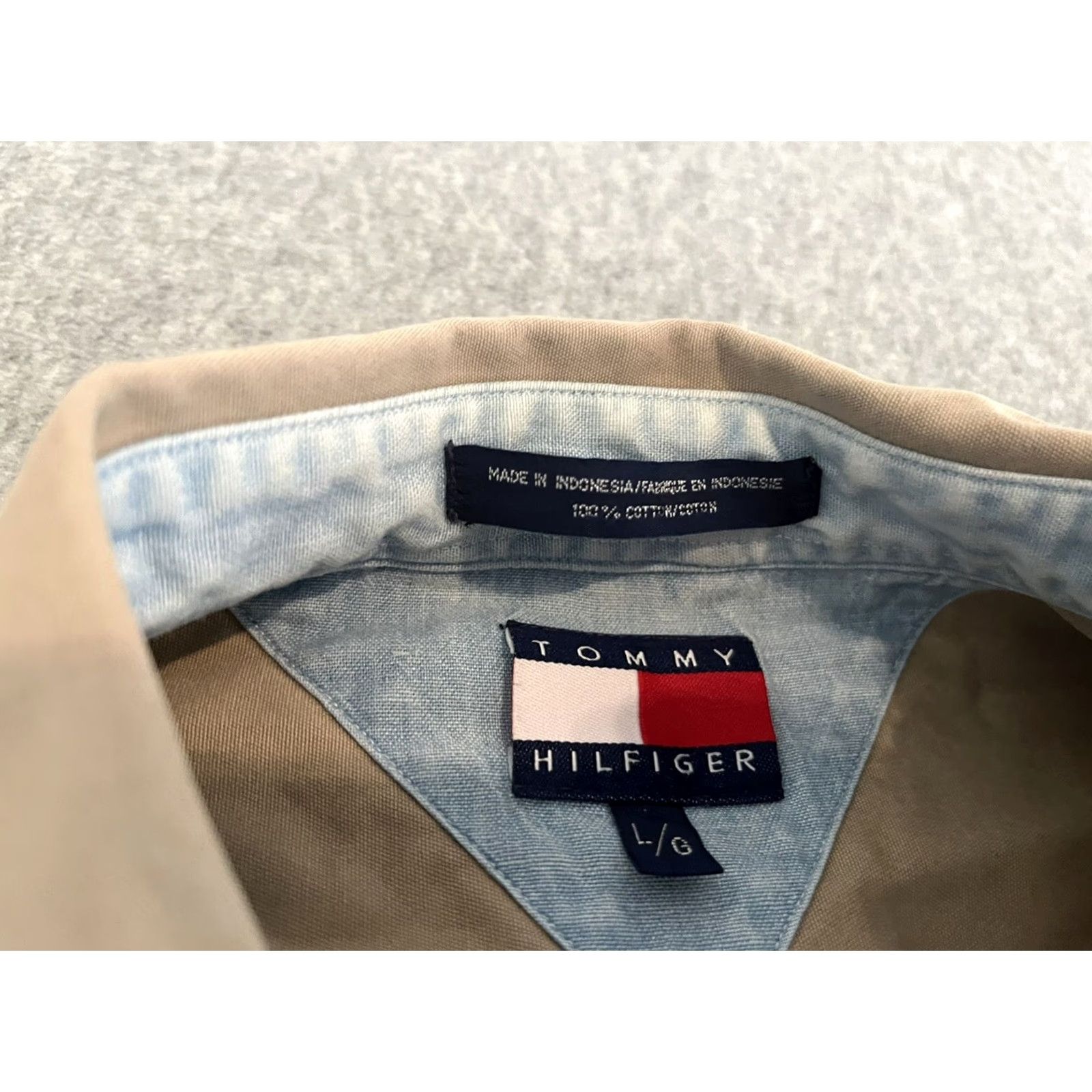 Tommy Hilfiger VINTAGE Tommy Hilfiger Shirt Mens Size Large Button-Up Embroidered Beige Size US L / EU 52-54 / 3 - 3 Thumbnail