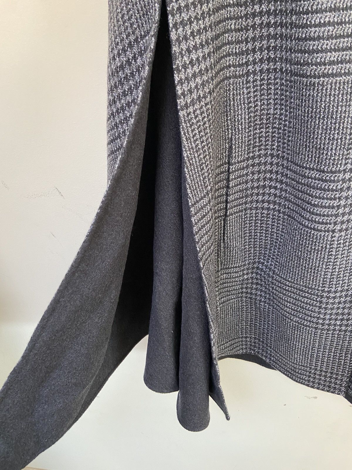 Loro Piana Loro Piana Baby Cashmere Houndstooth Print Cape Size S / US 4 / IT 40 - 3 Thumbnail