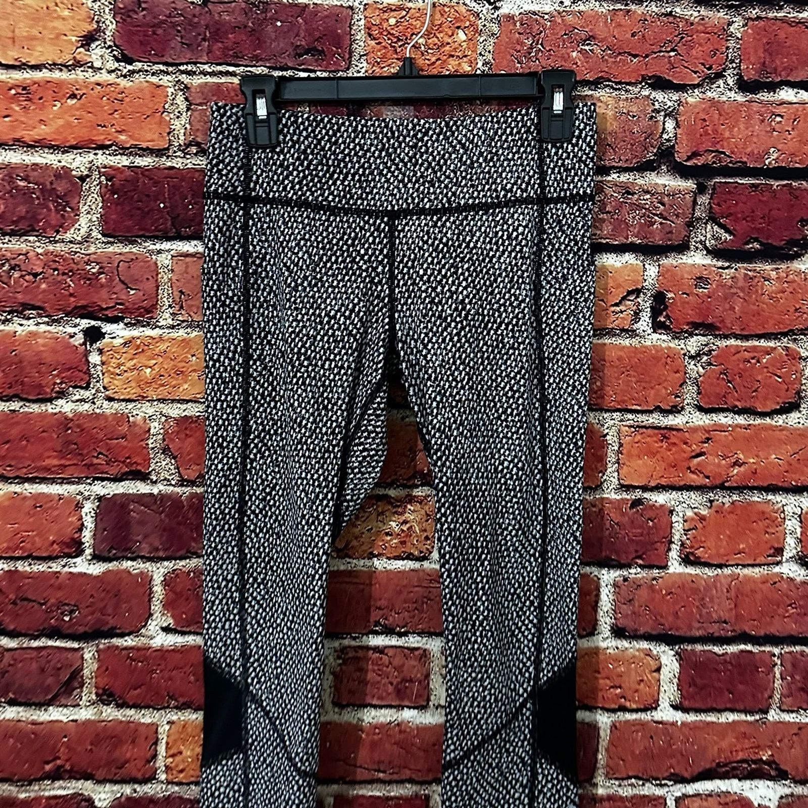 Lululemon Lululemon leggings size 6 Size 28" / US 6 / IT 42 - 2 Thumbnail