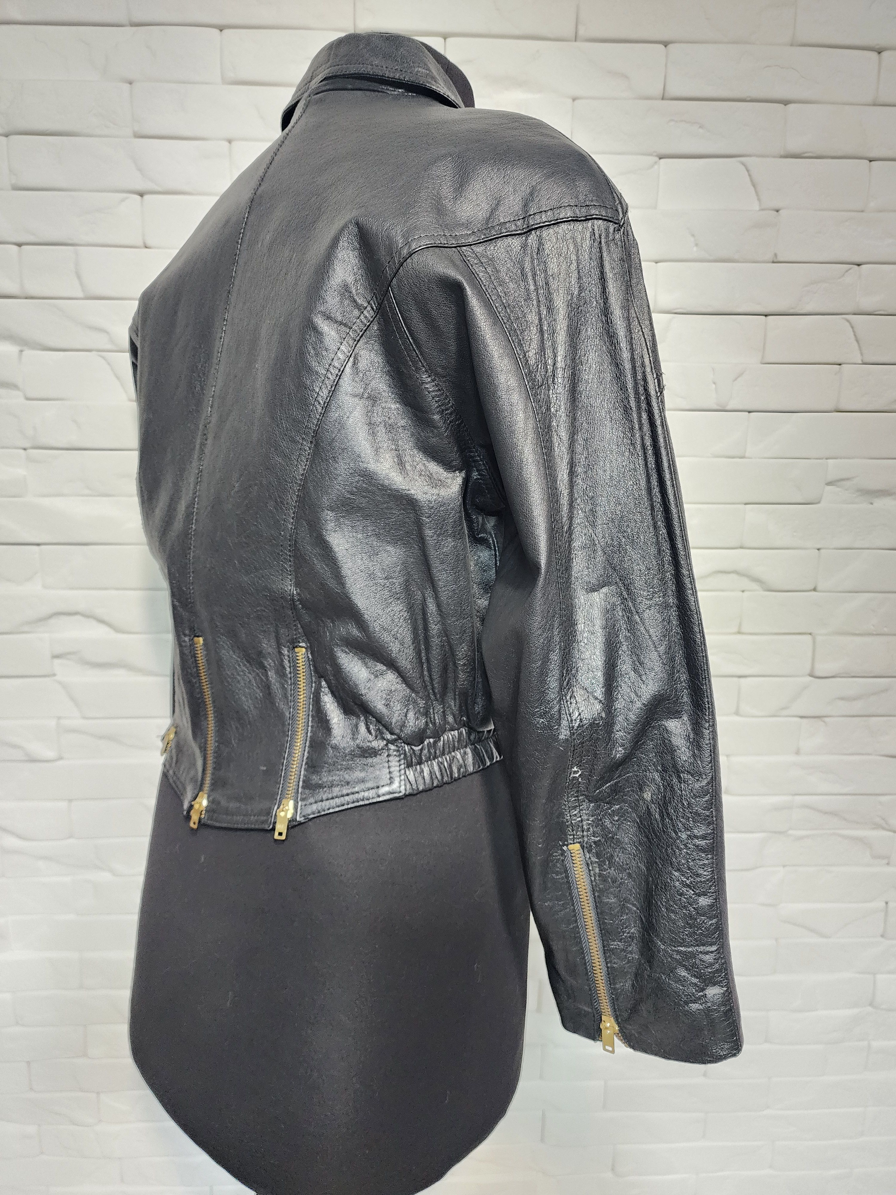 Designer Vintage Black Leather Biker Jacket: Size L / US 10 / IT 46 - 5 Thumbnail