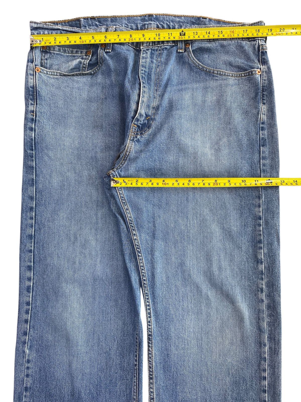 Levi's Levi’s 505 Blue Faded Wash Style Relaxed Fit Jeans Size US 37 - 5 Thumbnail
