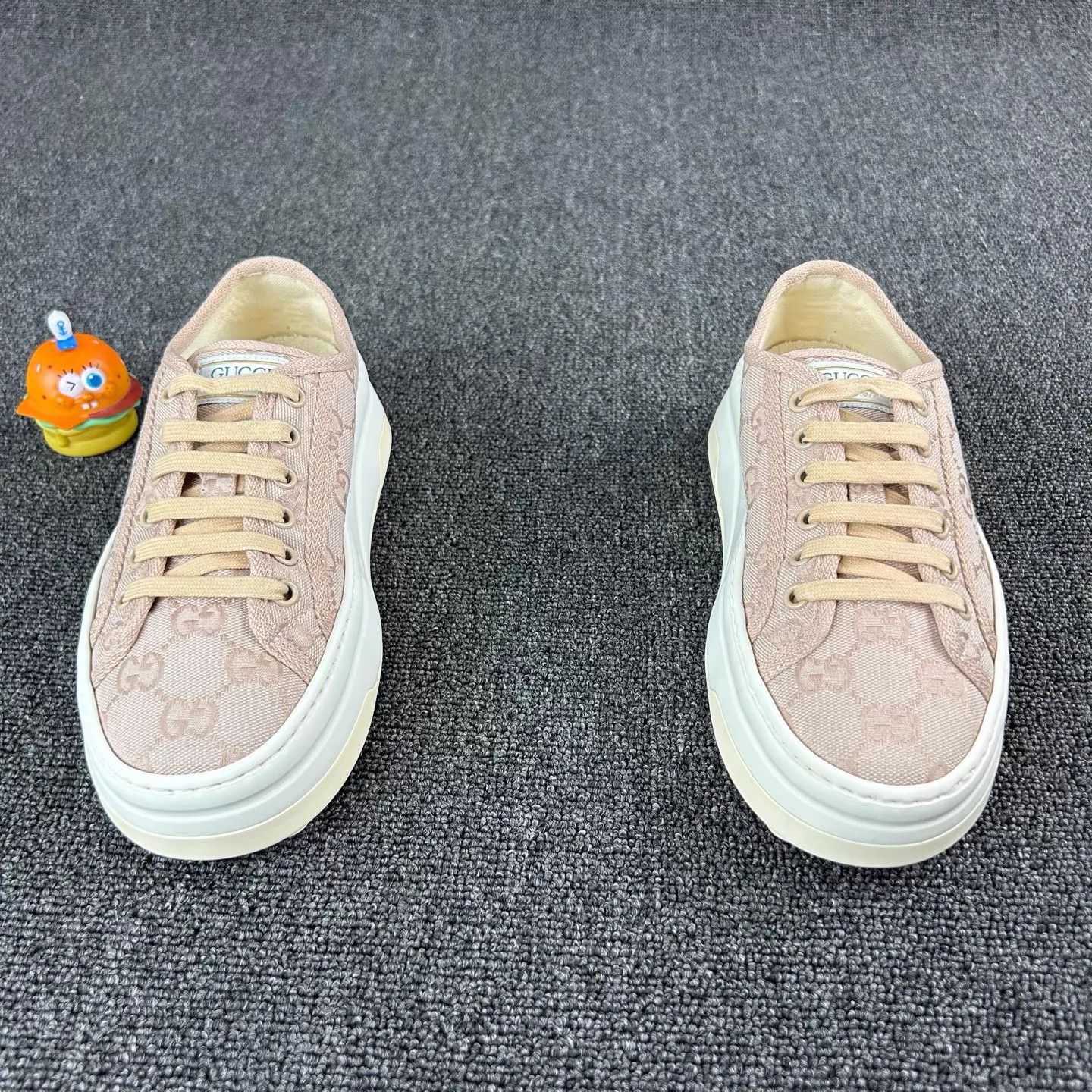 Gucci Gucci Women's Pink GG Monogram Sneaker 37 Size US 6.5 / IT 36.5 - 2 Thumbnail