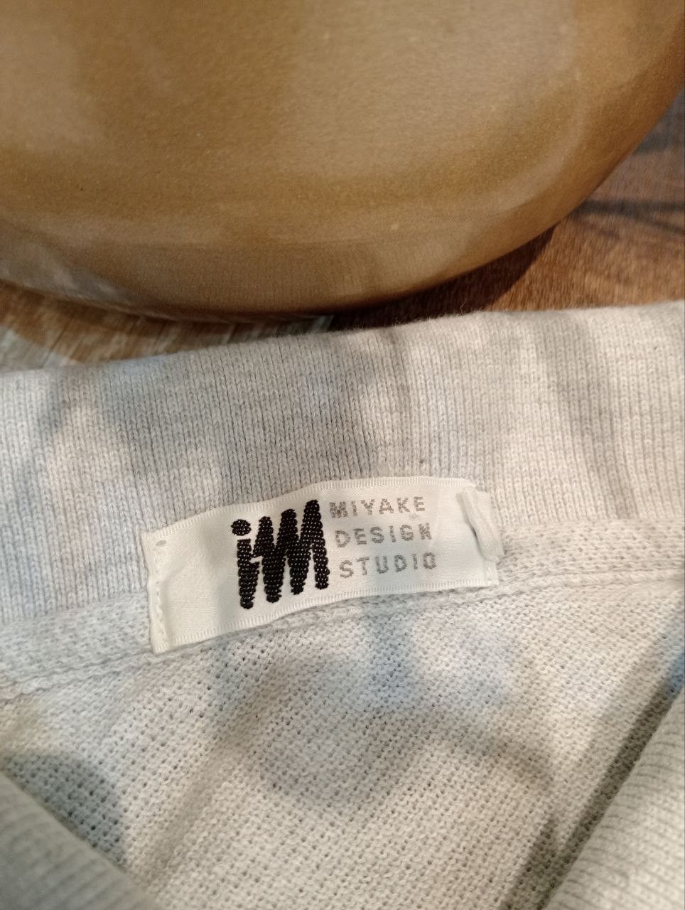 Issey Miyake ISSEY MIYAKE DESIGN STUDIO POLO SHIRT - SIZE L GREY Size US L / EU 52-54 / 3 - 5 Thumbnail