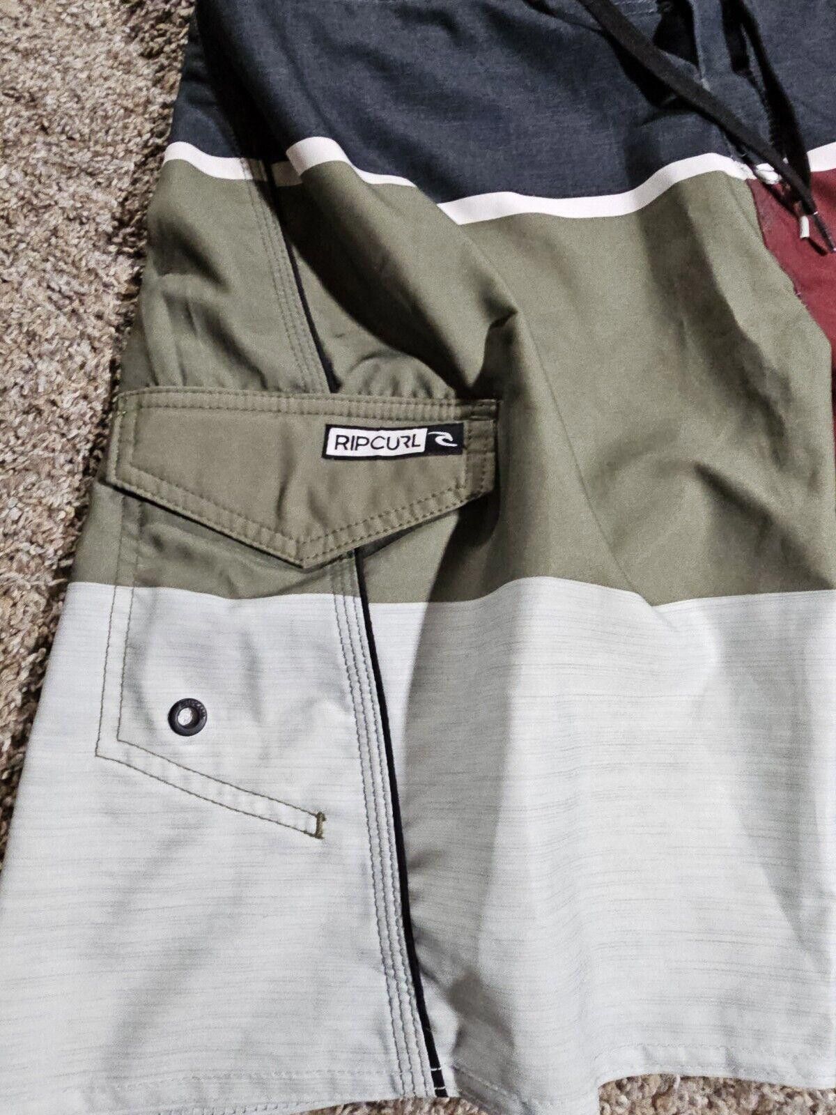 Rip Curl Rip Curl Mens 32 Striped Colorblock Beach Board Shorts Swim Size US 32 / EU 48 - 3 Thumbnail