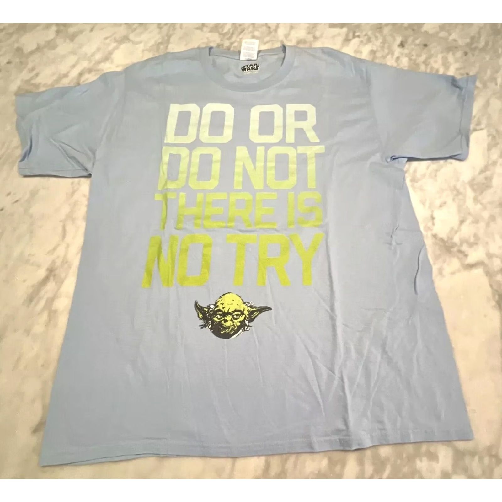 Star Wars Star Wars T Shirt Men’s Large Do Or Do Not There Is No Try Gray Cotton Crew Neck Short Sleeve Graphic Print Vintage No Size US L / EU 52-54 / 3 - 3 Thumbnail