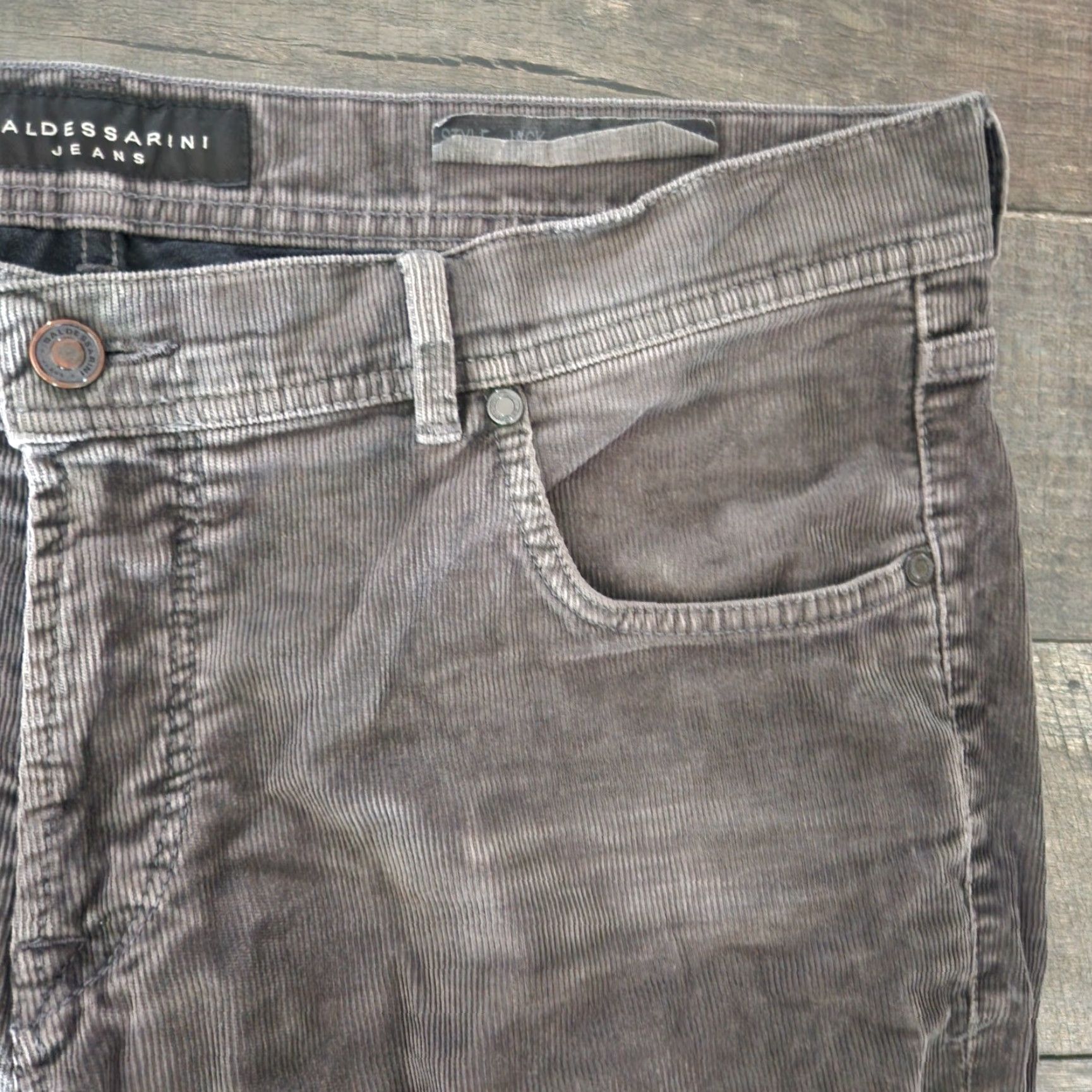 Vintage BALDESSARINI Jack Corduroy Pants Mens 38x34 Gray Regular Fit Flat Front Casual Jeans Size US 38 / EU 54 - 5 Thumbnail