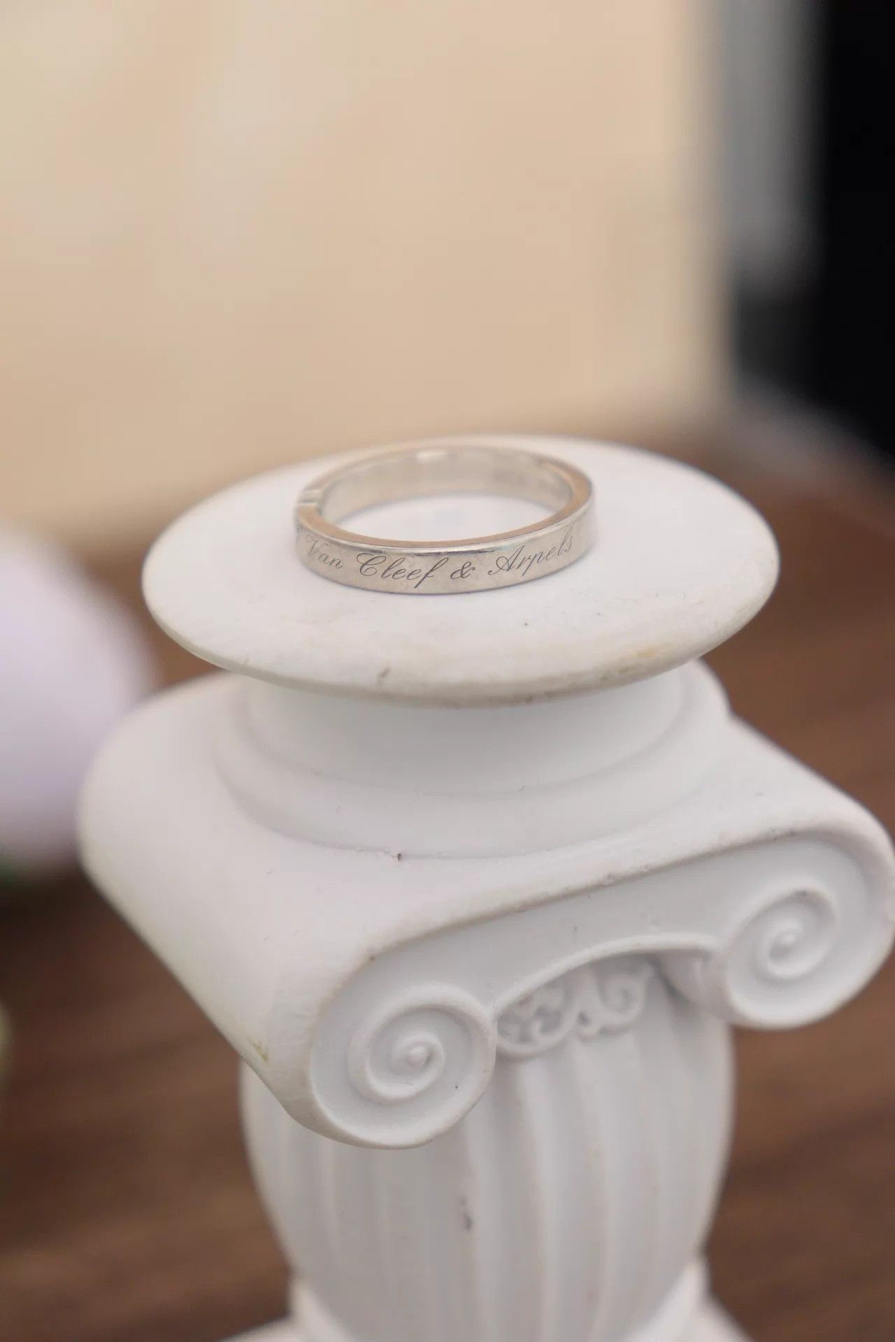 Van Cleef & Arpels VC&A Toujours Signature Etoiles Pt 51 25 Sep Size ONE SIZE - 4 Thumbnail