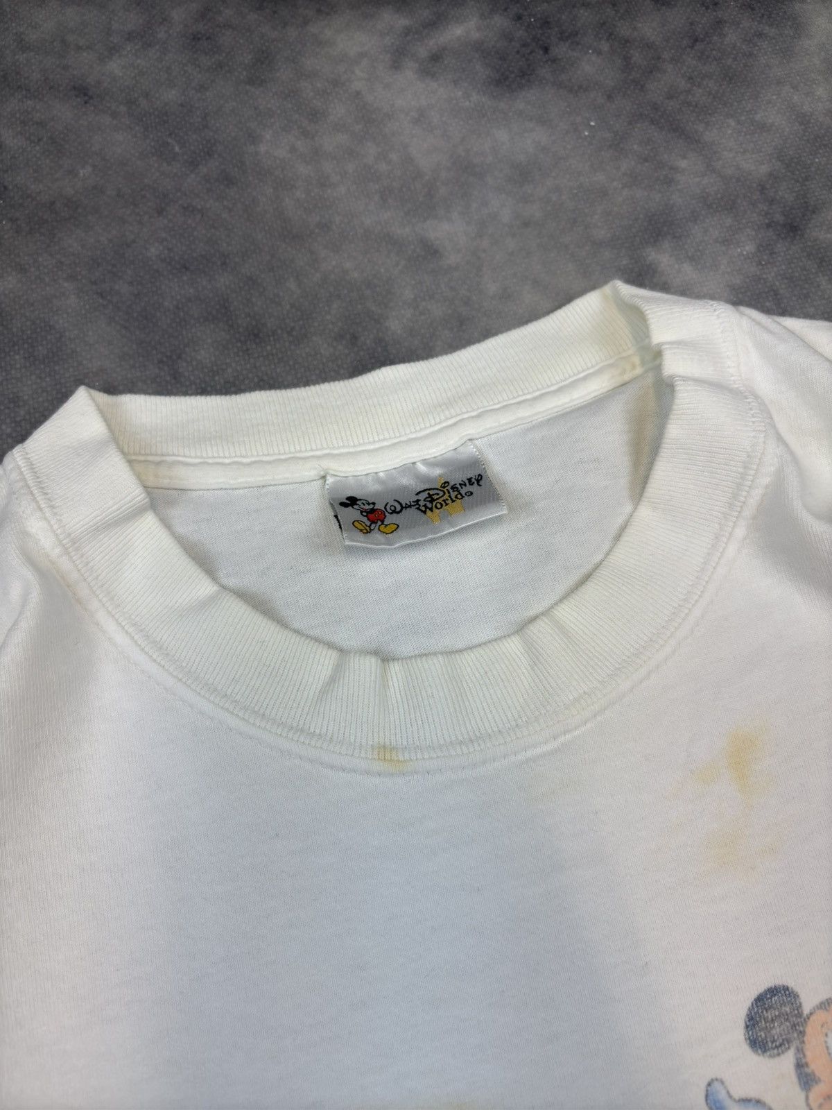 Disney × Vintage Vintage Disney 2001 stained distressed t shirt tee graphic Size US M / EU 48-50 / 2 - 3 Thumbnail
