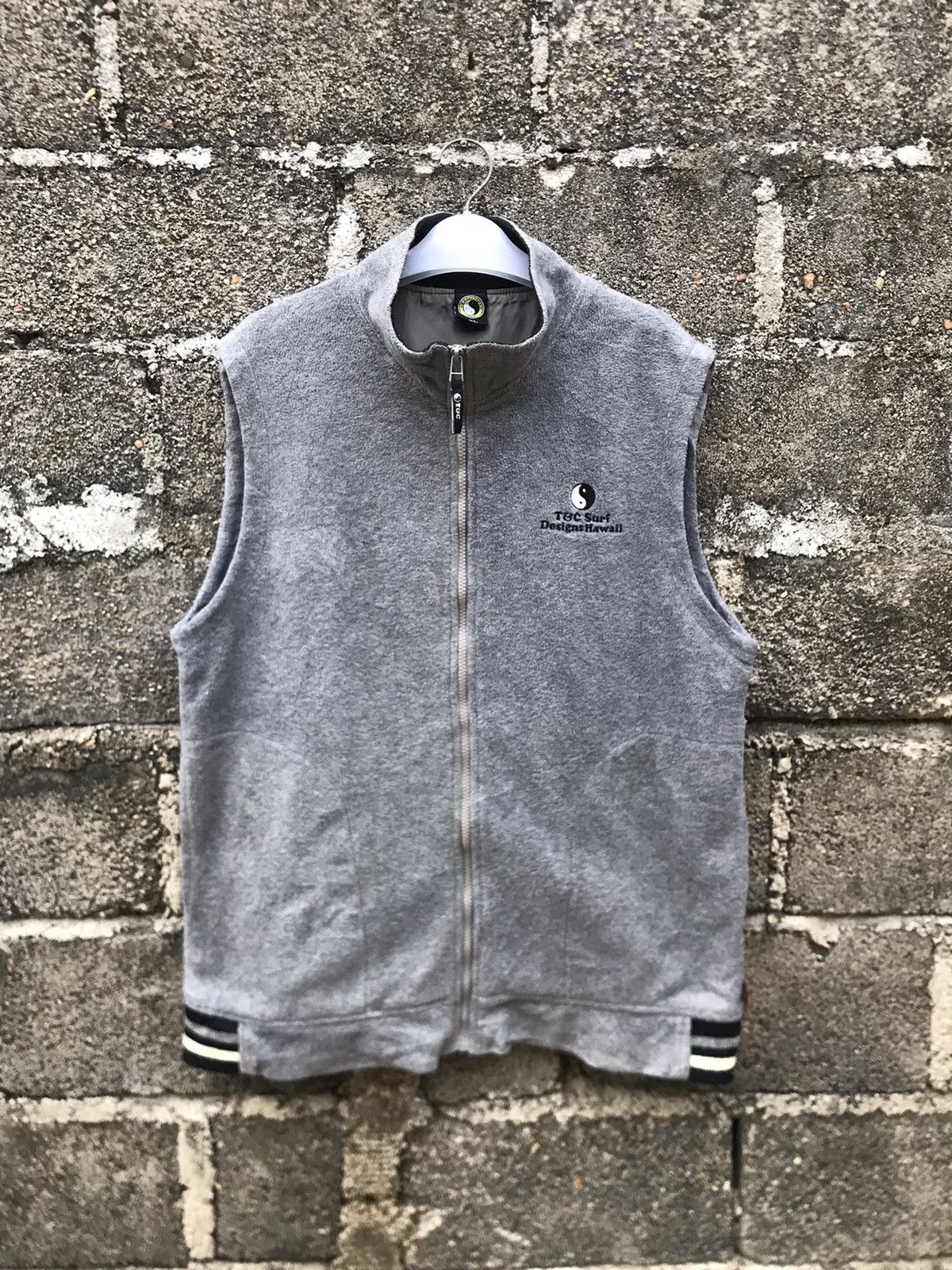 Vintage ⚡️Vintage T&C Surf Design Hawaii Fleece Zipper Vest Size US XL / EU 56 / 4 - 1 Thumbnail