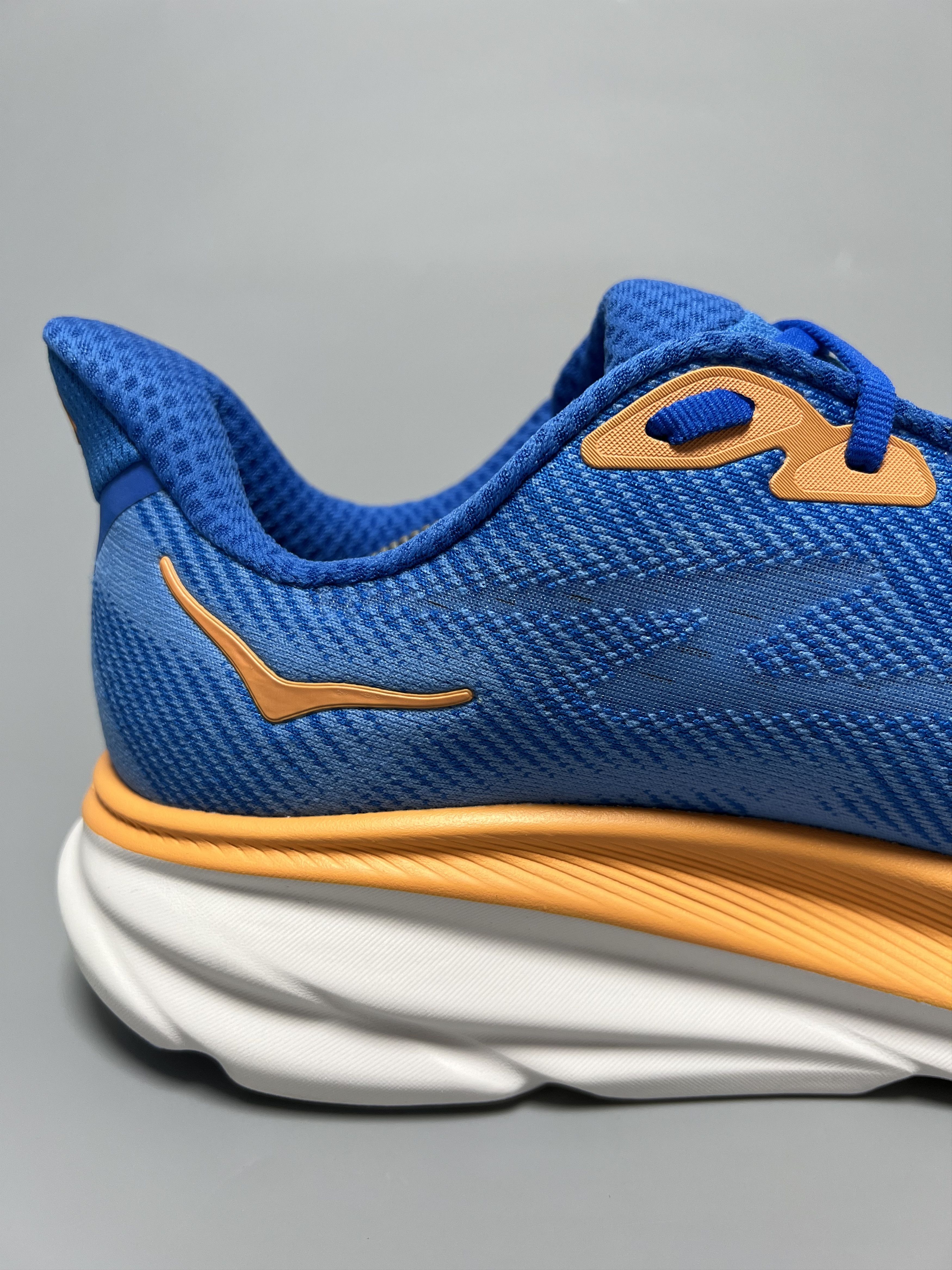 Hoka 10.5D Hoka One One Clifton 9 Men's Running Shoes Walking Gym Size US 10.5 / EU 43-44 - 6 Thumbnail