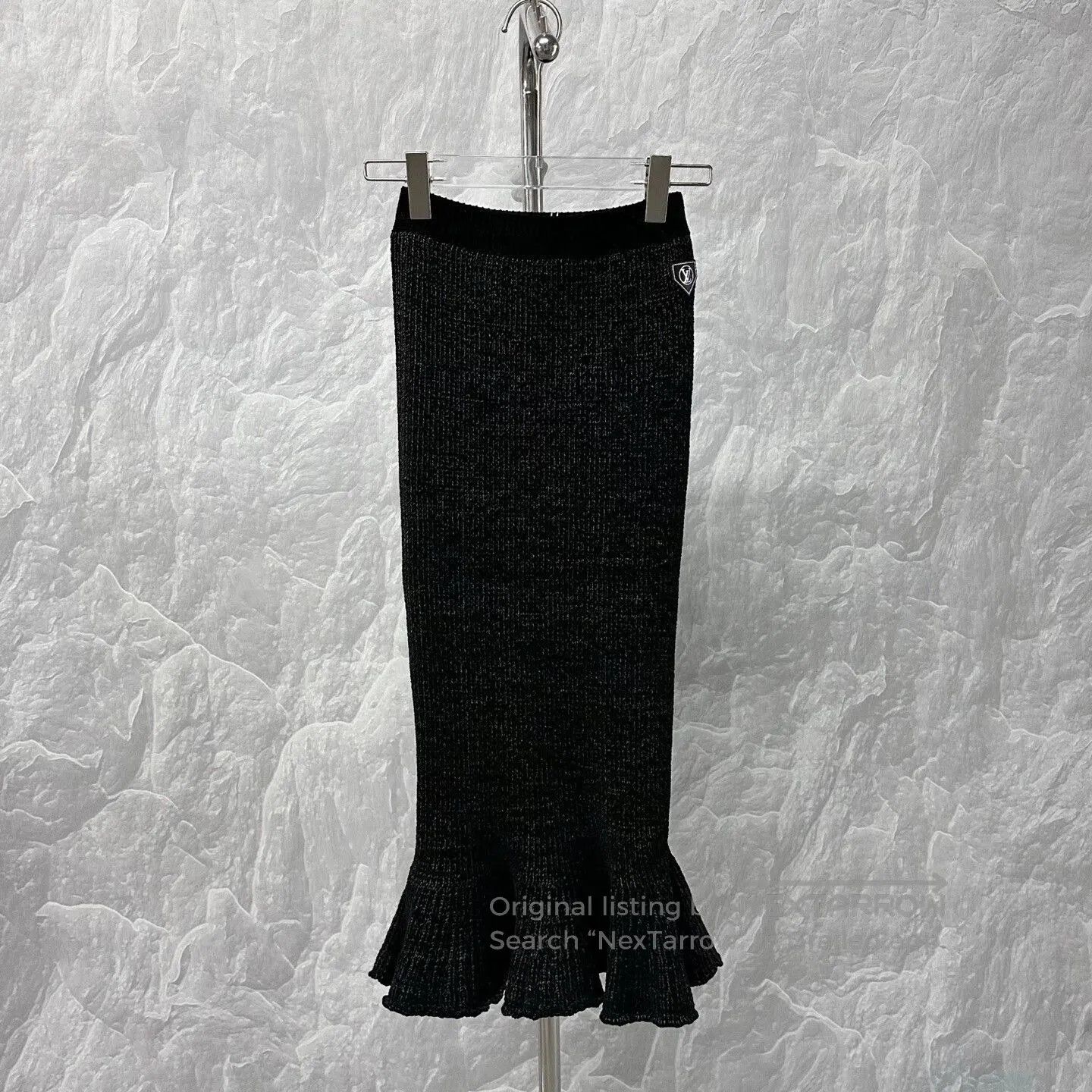 Louis Vuitton louis vuitton black fitted knit skirt. Size 23" - 2 Thumbnail
