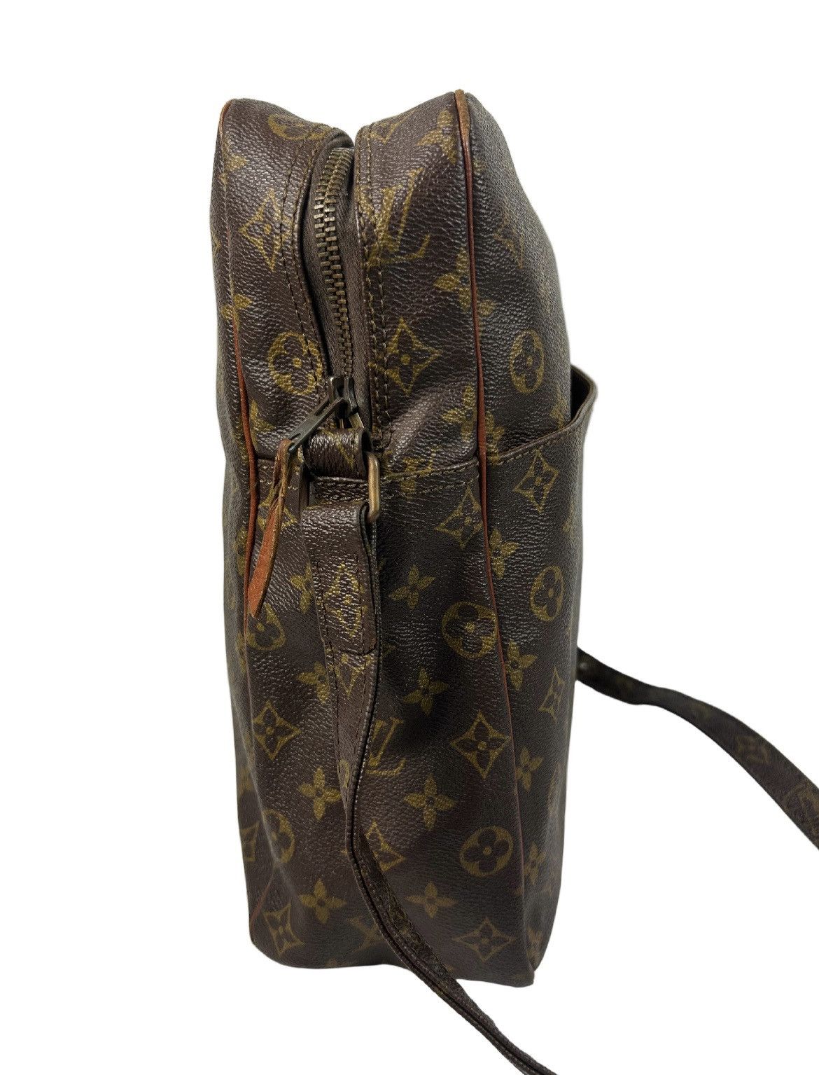 Louis Vuitton Louis Vuitton Monogram Crossbody Bag Size ONE SIZE - 3 Thumbnail