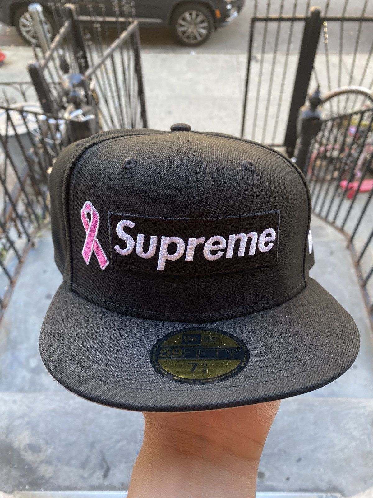 Supreme Supreme New Era Breast Cancer Awareness Box Logo Fitted 75/8 Size ONE SIZE - 1 Thumbnail