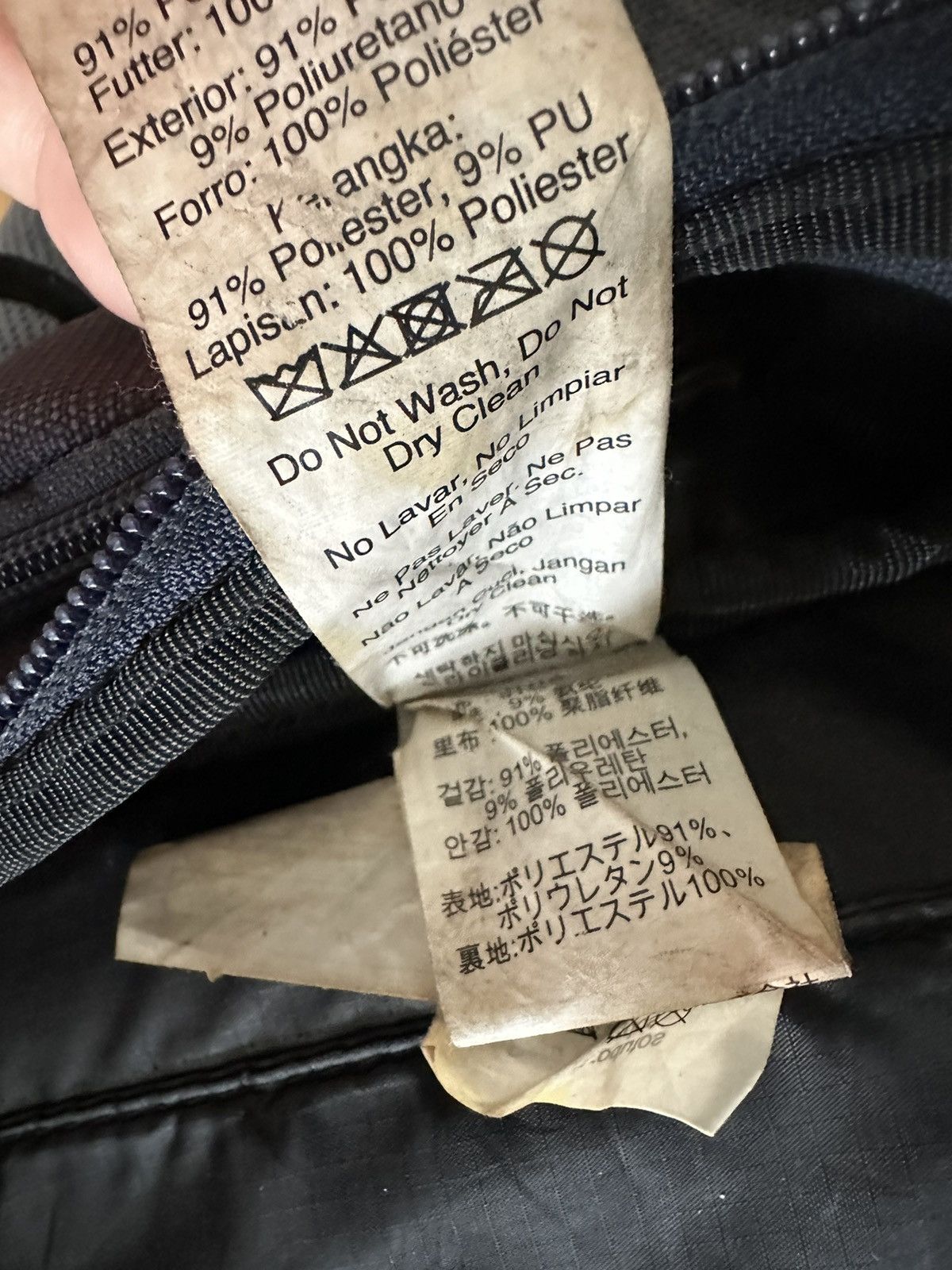 Oakley × Vintage Vintage 90s Y2K Oakley Backpack Outdoors Distressed Bag Size ONE SIZE - 11 Thumbnail