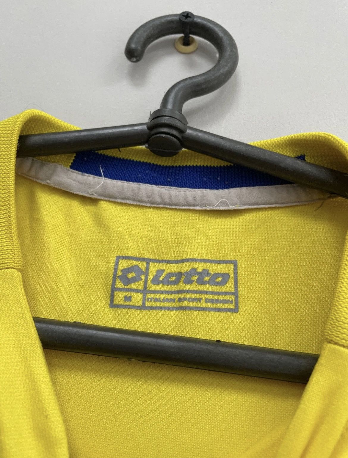 Lotto Sport Ukraine 2006/2007 Home Football Shirt Lotto National Team Size US M / EU 48-50 / 2 - 9 Thumbnail