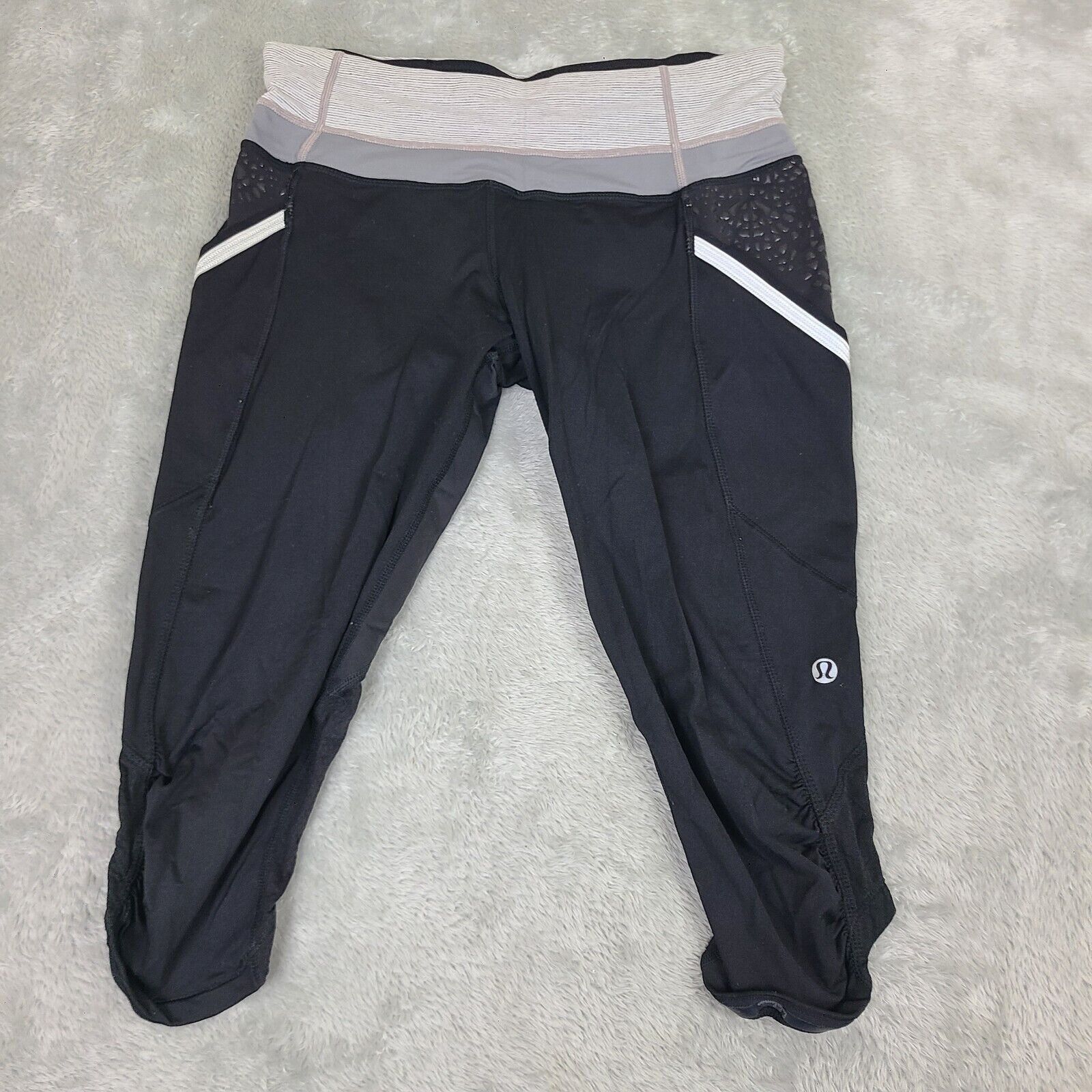Lululemon LULULEMON Womens Ruched Capri Cropped Leggings Size 6 Size 28" / US 6 / IT 42 - 1 Thumbnail