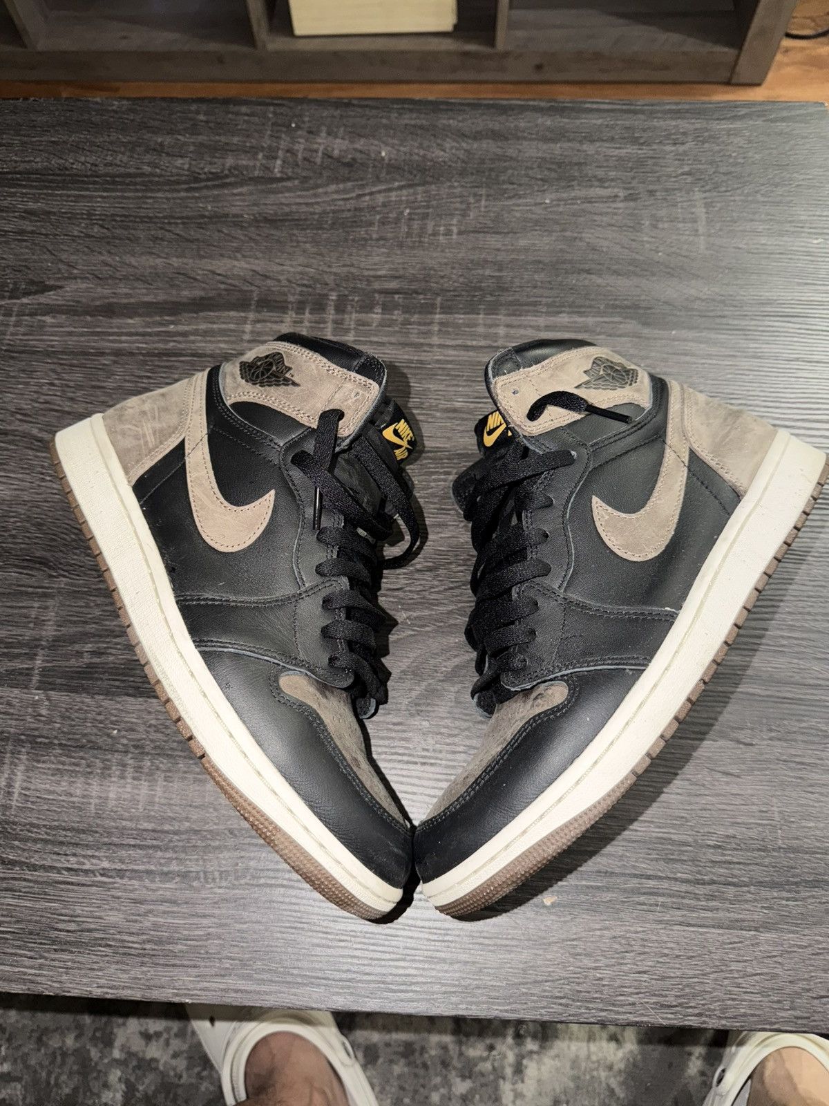 Jordan Brand Jordan 1 Palomino 9.5 Size US 9.5 / EU 42-43 - 9 Thumbnail