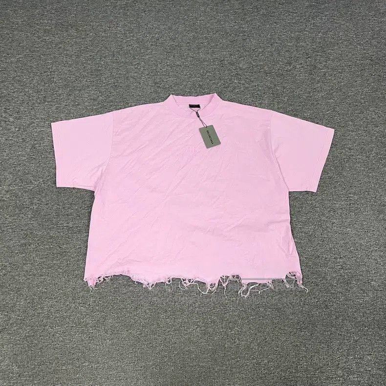 Balenciaga Balenciaga Distressed Hem Embroidered Logo Short Sleeve T- Size US XL / EU 56 / 4 - 1 Thumbnail