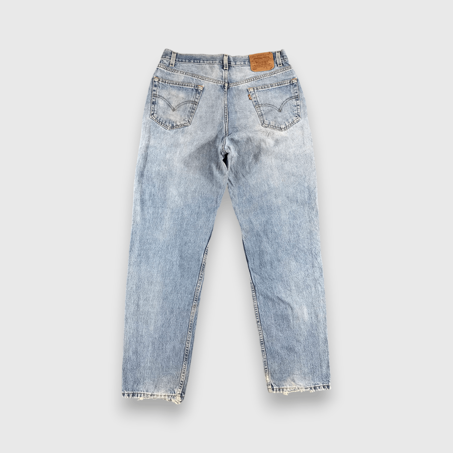 Levi's Vintage 90s Distress Levis 550 Light Wash Jeans-J1294 Size US 35 - 2 Thumbnail