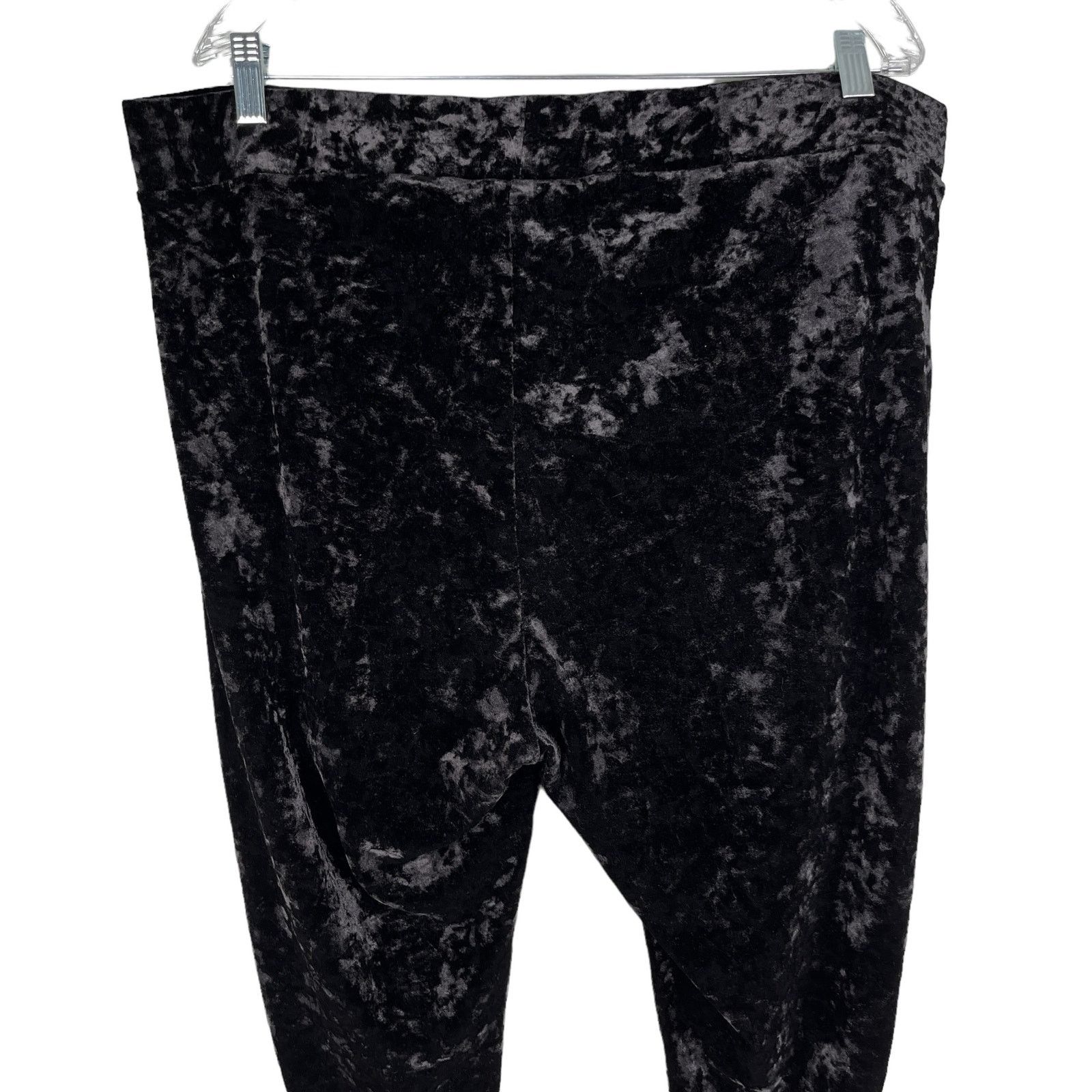 Other Torrid Pants Black Crushed Velvet Pull On 3 3X Elastic Waist Size 40" / US 18 - 9 Thumbnail
