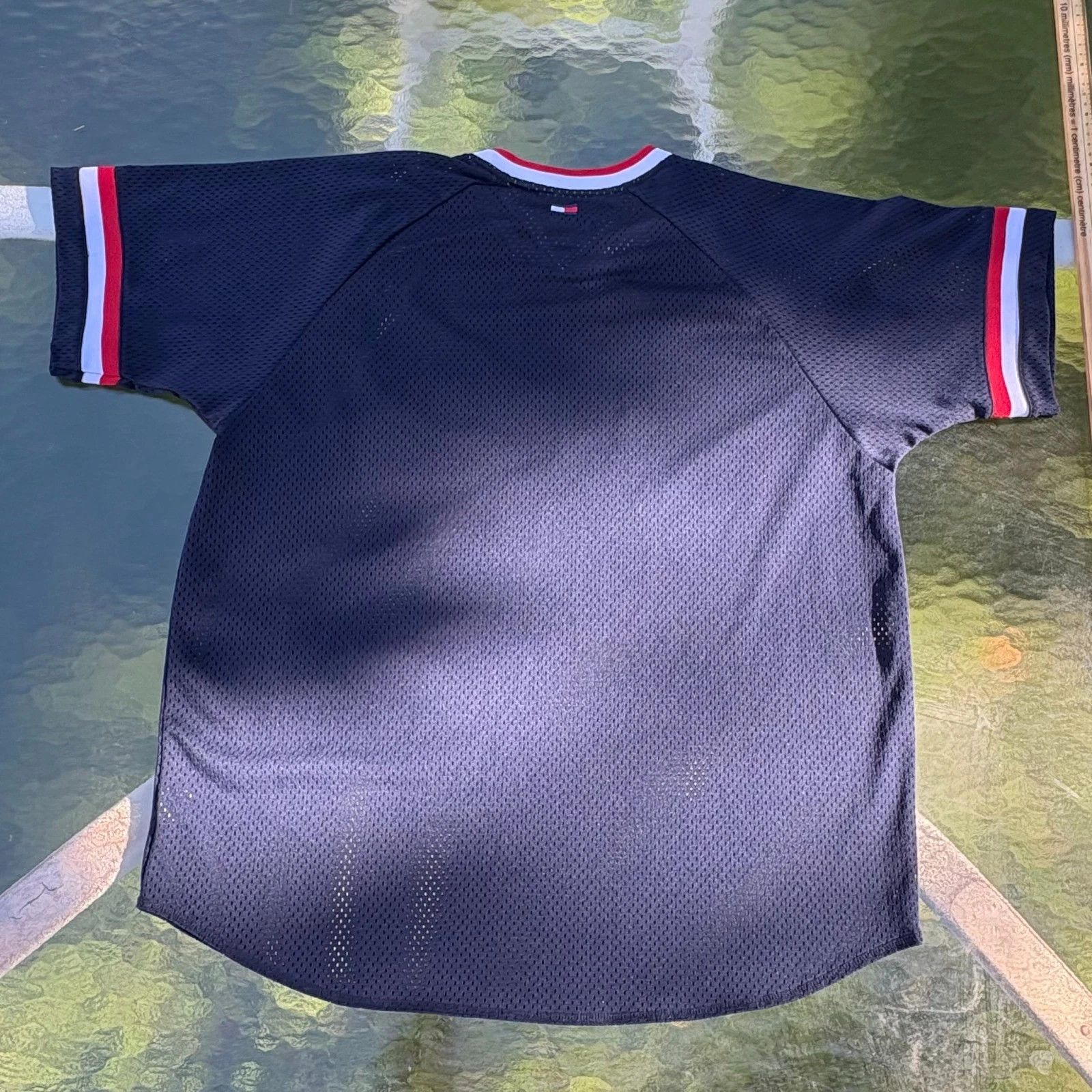 Tommy Hilfiger Vintage Tommy Hilfiger Mesh Jersey, Size L, Fits M Size US L / EU 52-54 / 3 - 2 Thumbnail