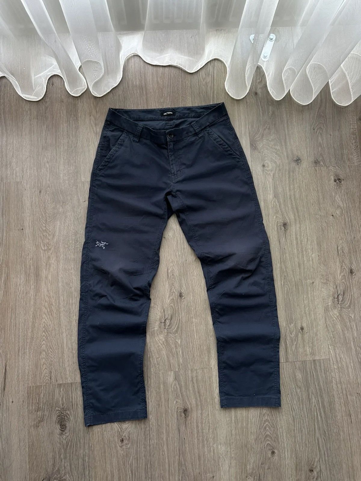 image of Arcteryx x Outdoor Life Vintage Arc’Teryx Outdoor Live Y2K Blue Pants, Men's (Size 32)