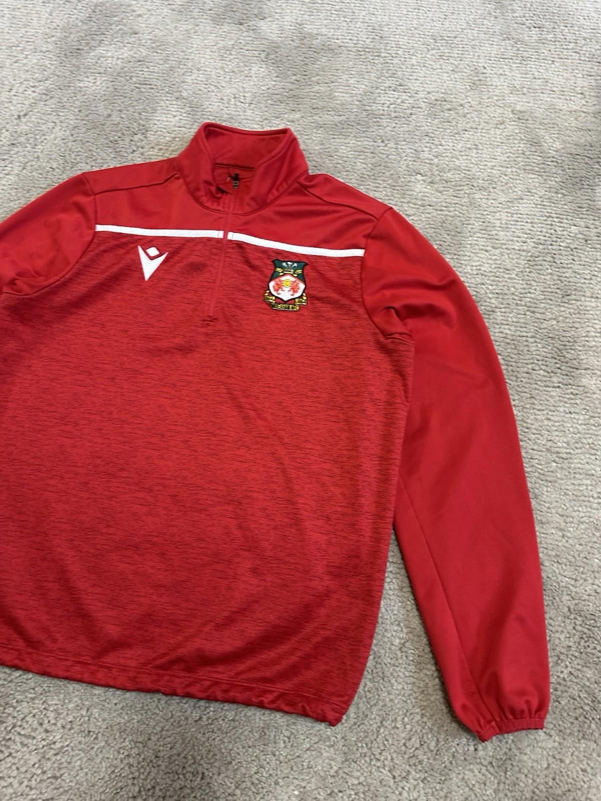Macron WREXHAM 2020'S FOOTBALL TRAINING TOP JERSEY MACRON SIZE M Size US M / EU 48-50 / 2 - 3 Thumbnail