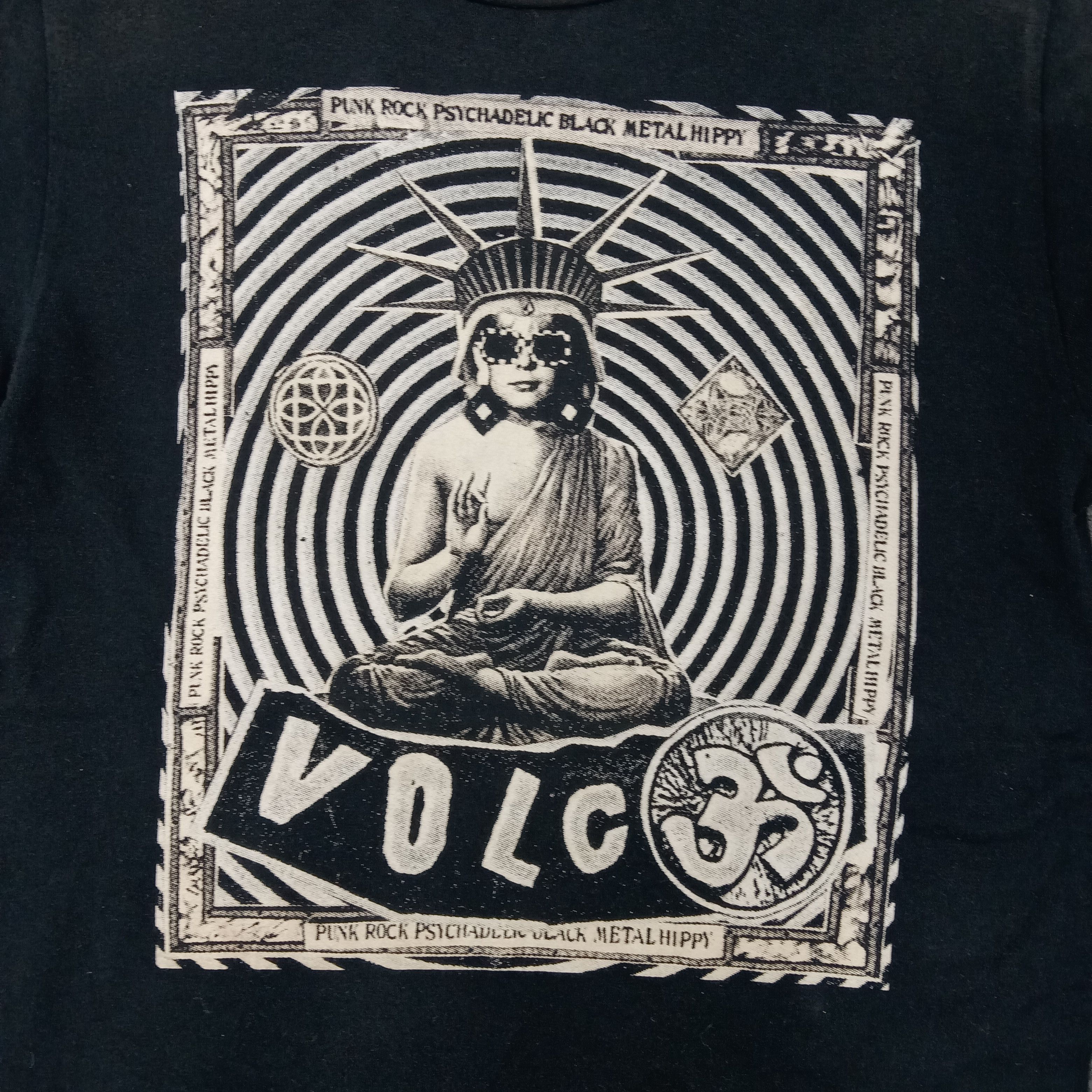 Vintage × Volcom Volcom American Rock Art Tshirt Size US S / EU 44-46 / 1 - 2 Thumbnail