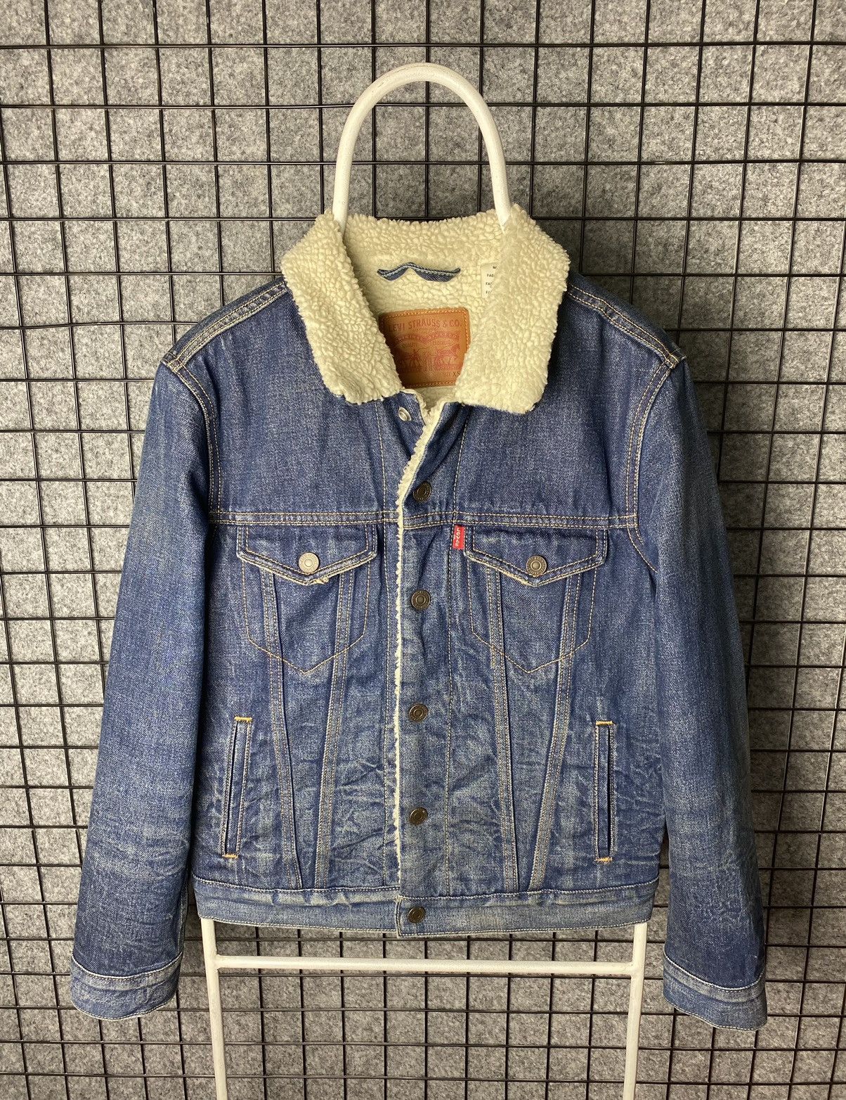 Levi's Levis Snap Button Sherpa Trucker Denim Jacket Size XS Size XS / US 0-2 / IT 36-38 - 1 Thumbnail